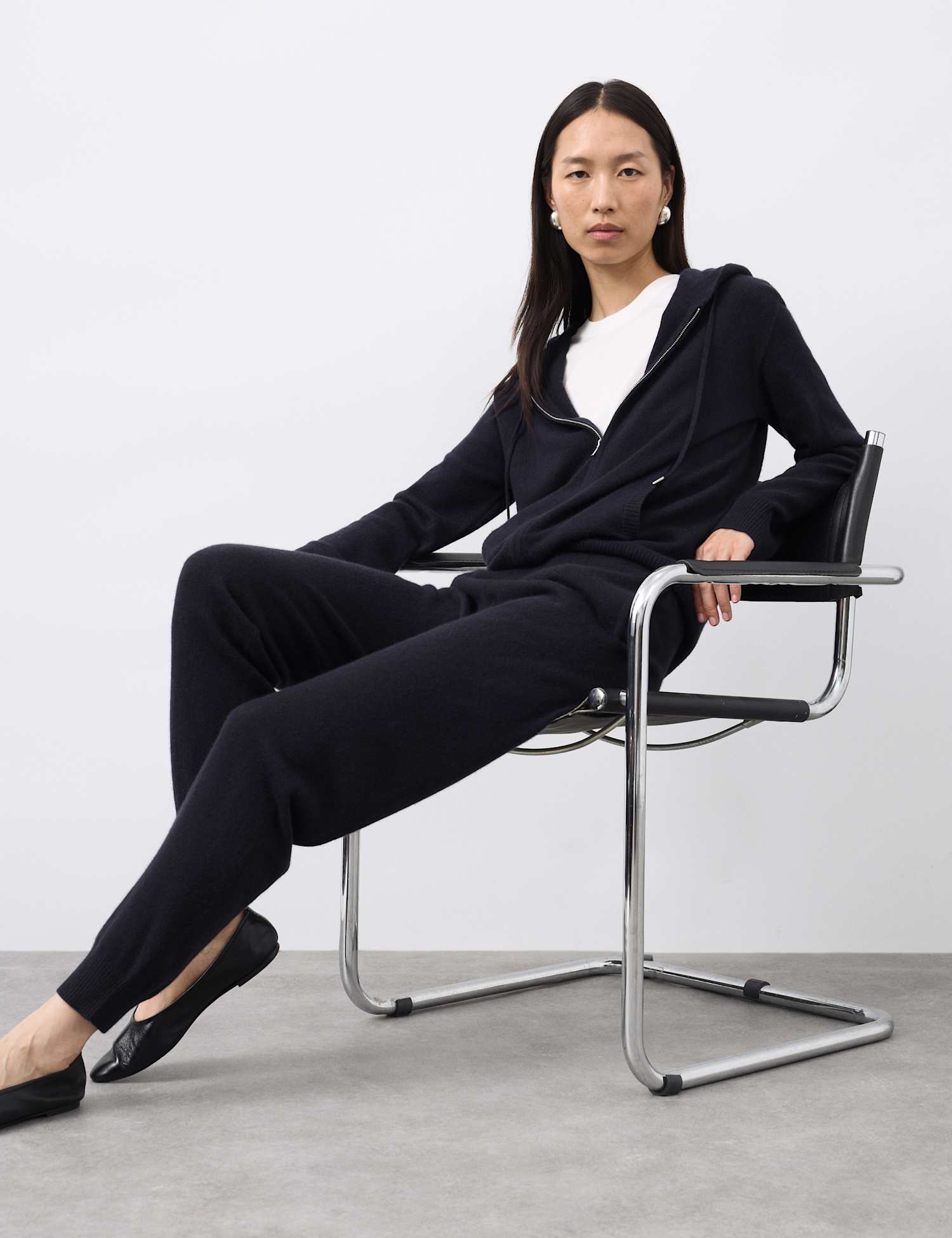 Autograph Pure Cashmere Tapered Ankle Grazer Joggers Midnight Navy