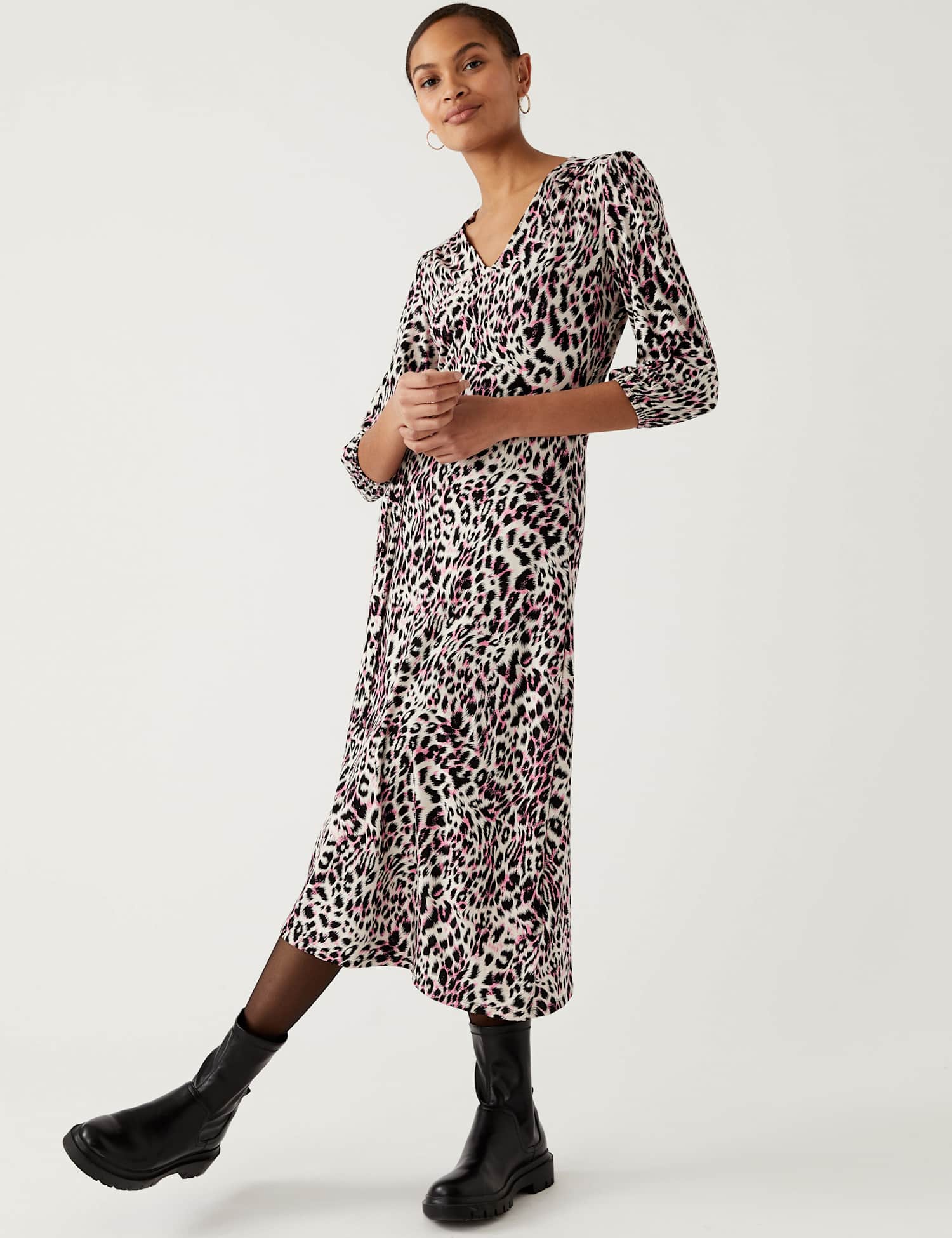 M&S Jersey Printed V-Neck Midi Tea Dress Khaki