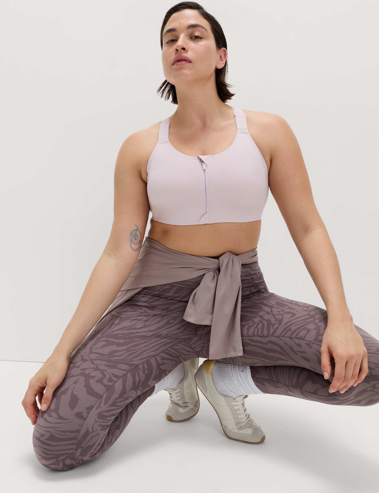 Goodmove Ultimate Support Zip Up Non Wired Sports Bra A-GG Pale Pink C