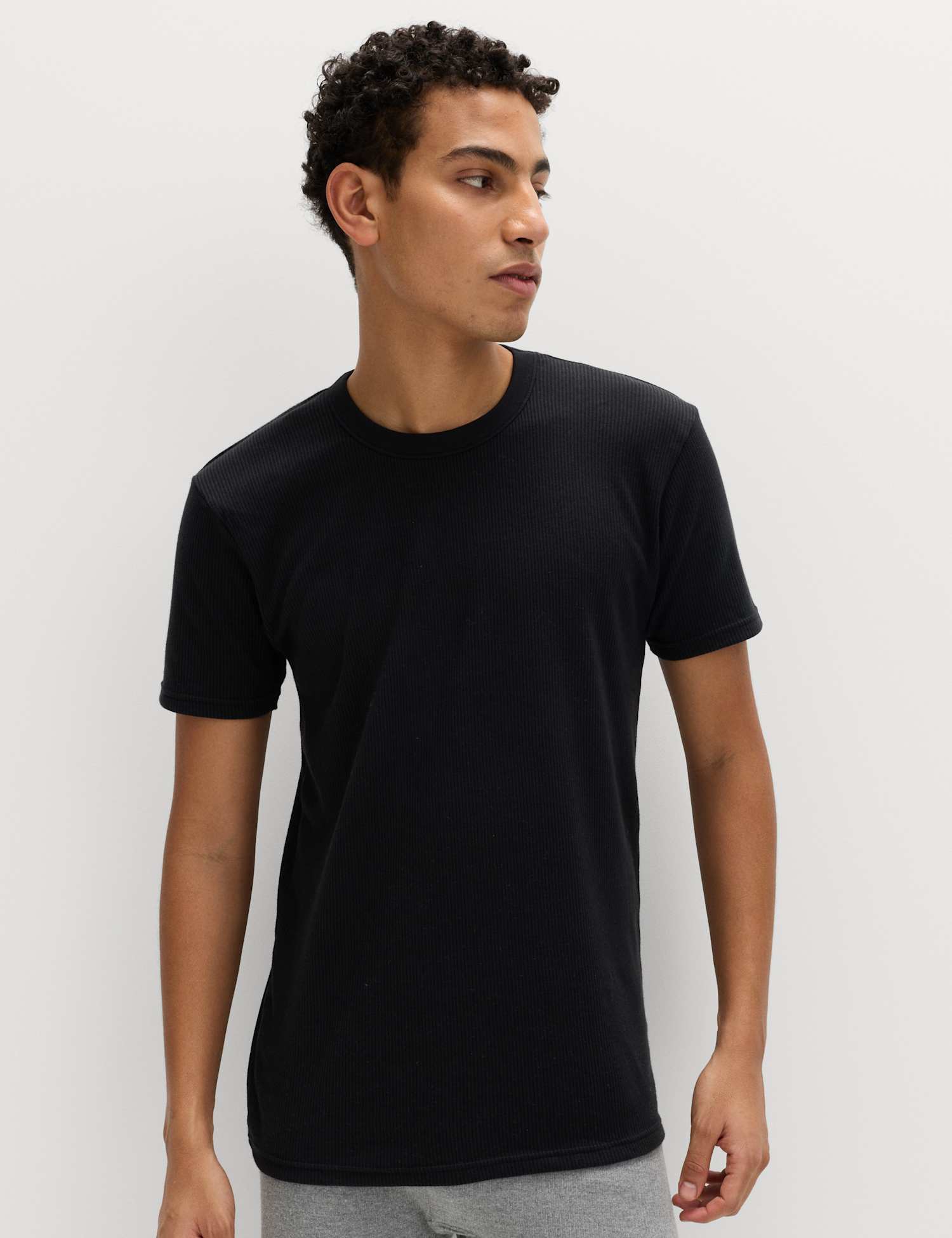 M&S Heatgen� Medium Thermal Short Sleeve Top Black