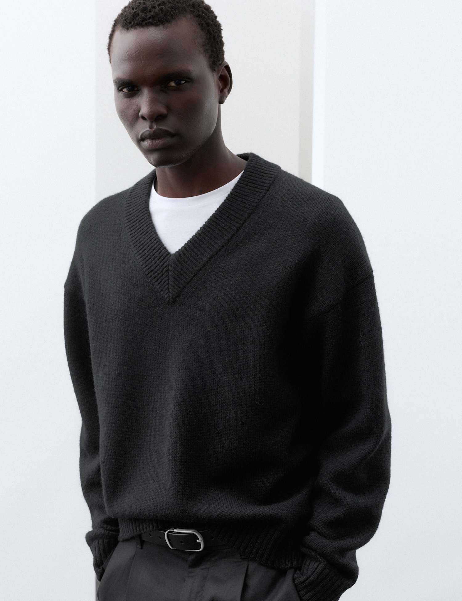Autograph Wool Blend V-Neck Jumper Black