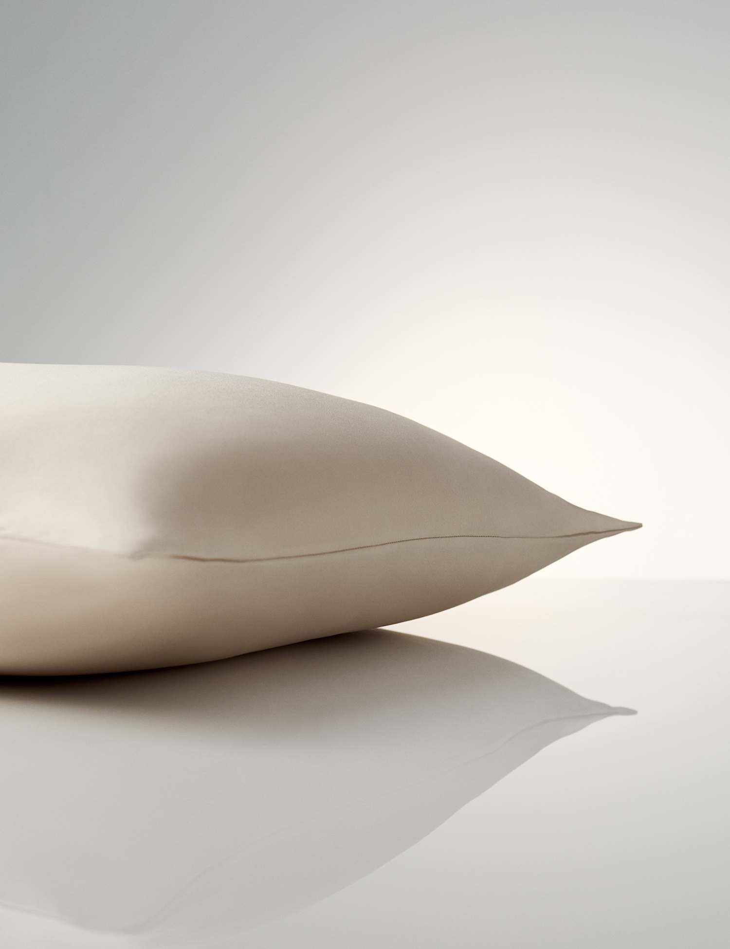 M&S Pure Mulberry Silk Pillowcase Mink
