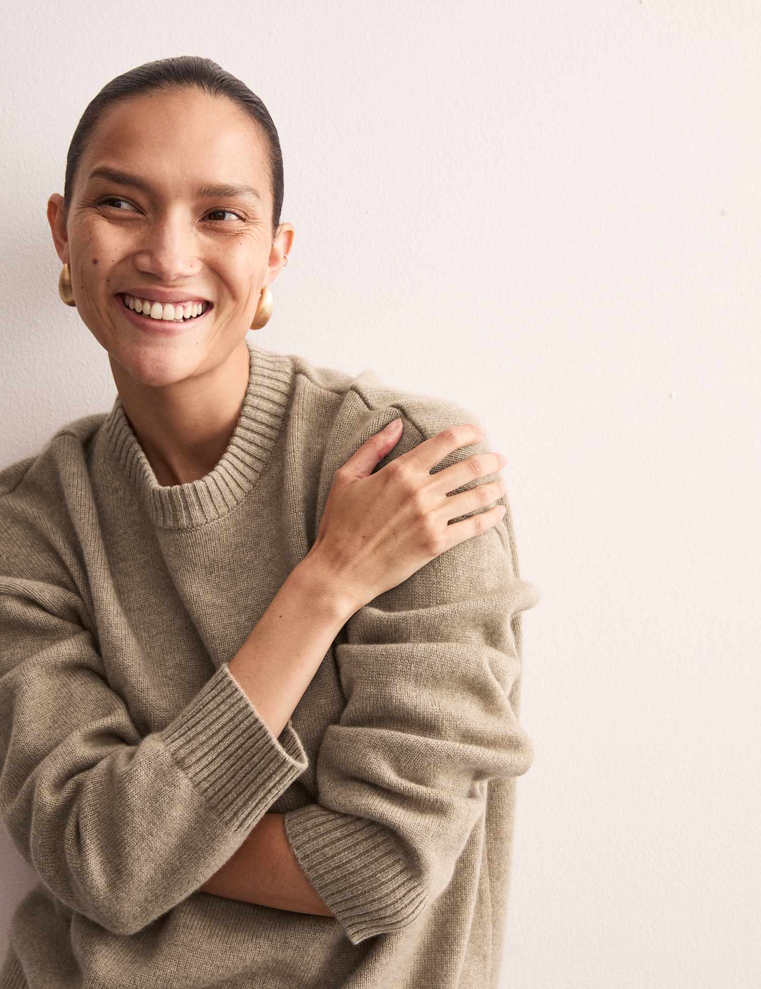 JAEGER Pure Cashmere Crew Neck Relaxed Jumper Camel