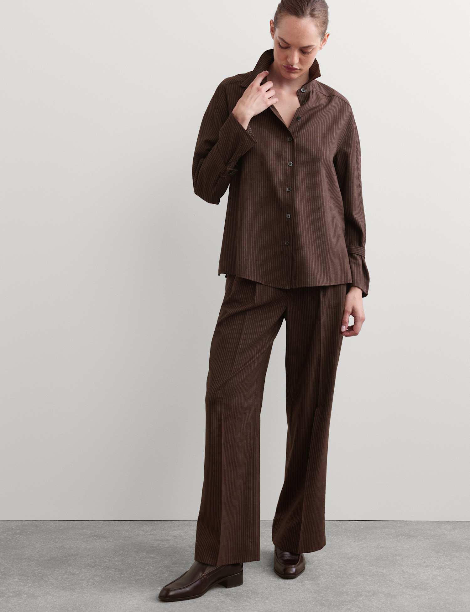 JAEGER Wool Rich Pinstripe Collared Shirt Chocolate