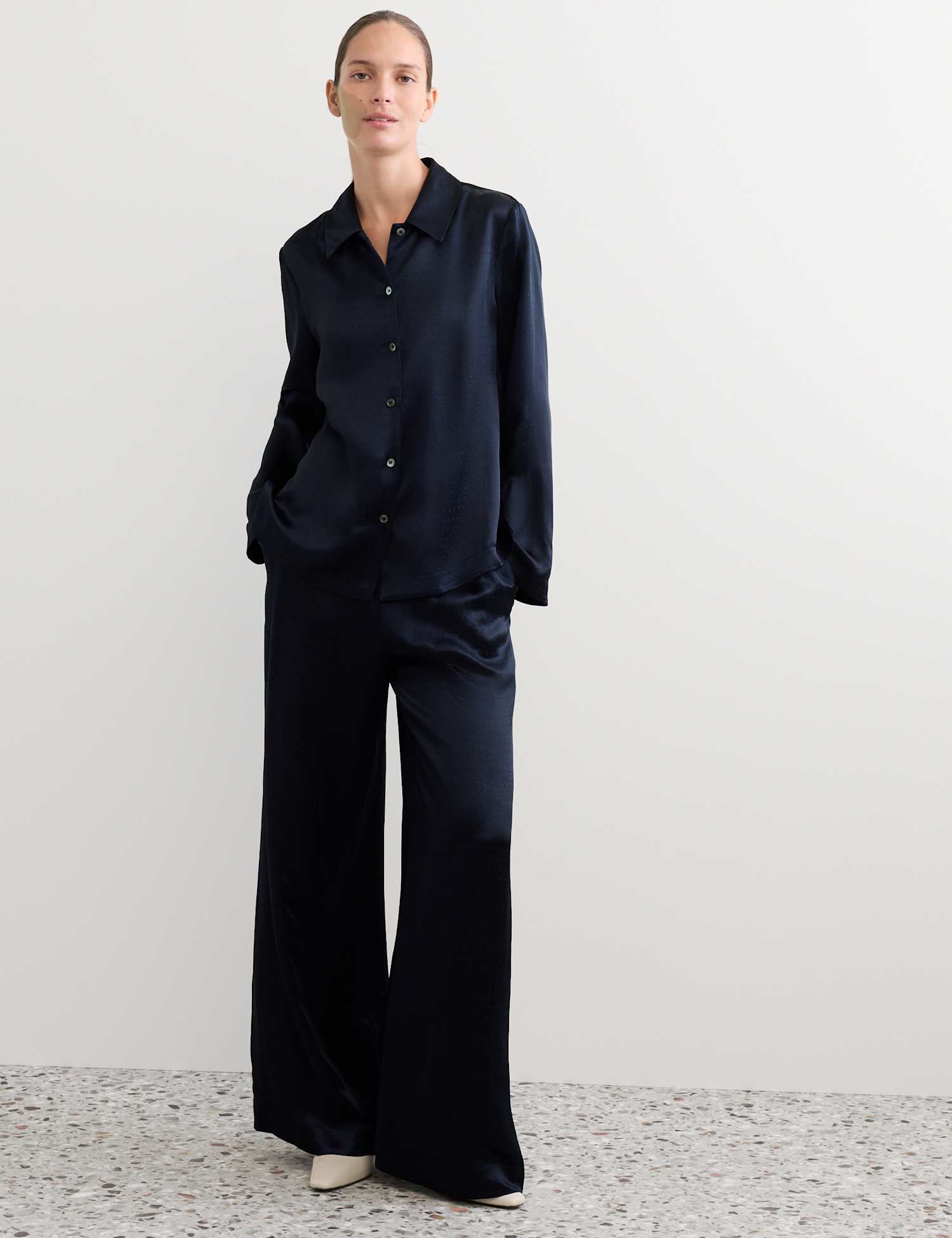 JAEGER Jacquard Collared Shirt Navy