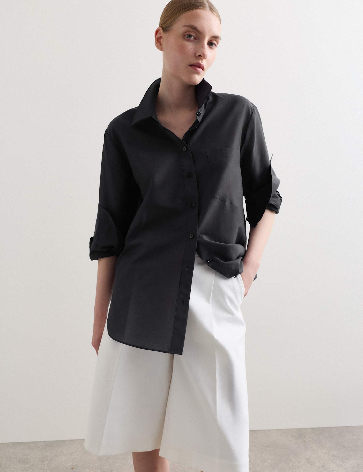JAEGER Silk Blend Collared Relaxed Shirt Black