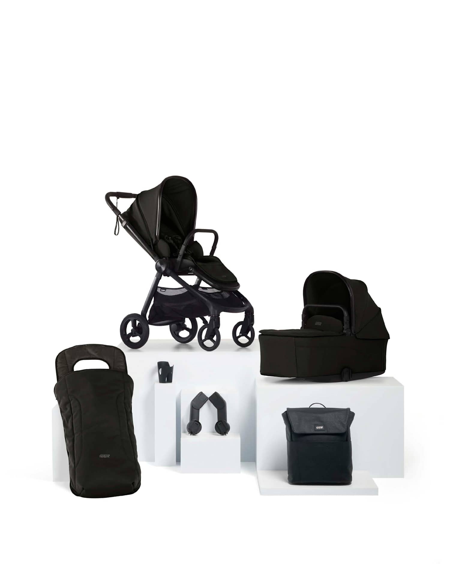 Mamas & Papas Vardo Noir 6 Piece Essential Kit Black