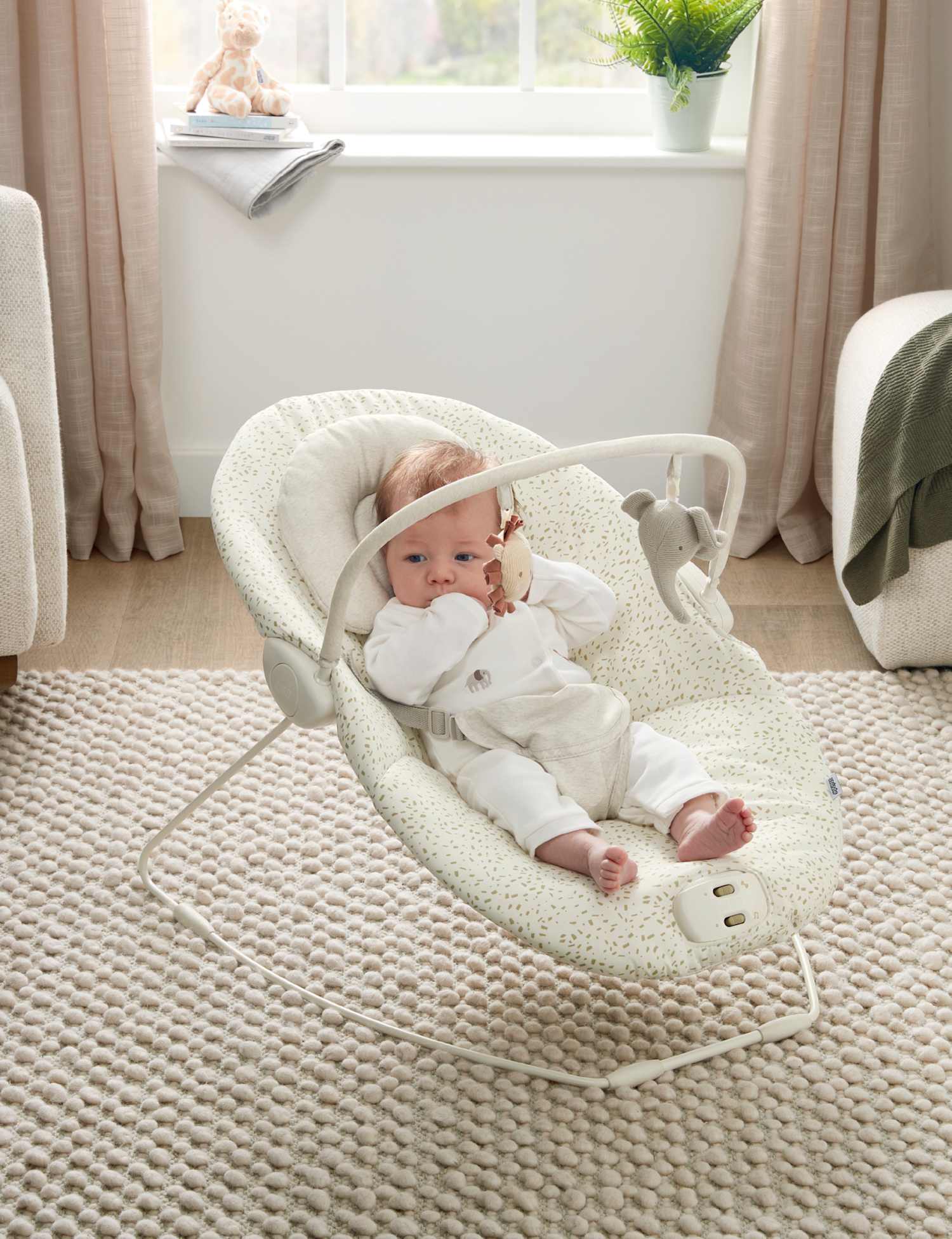 Mamas & Papas Born to be Wild Capella Bouncer Cradle Multi