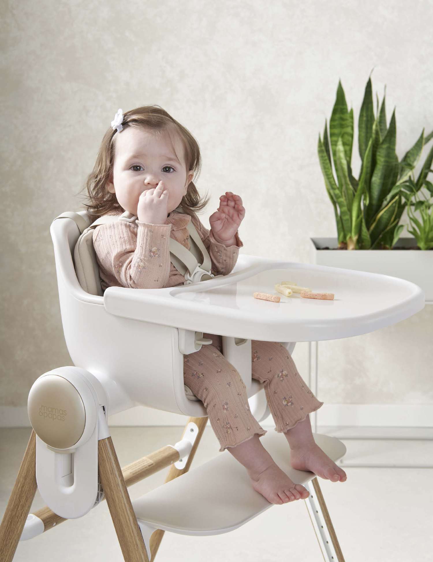 Mamas & Papas Eno Highchair Beige
