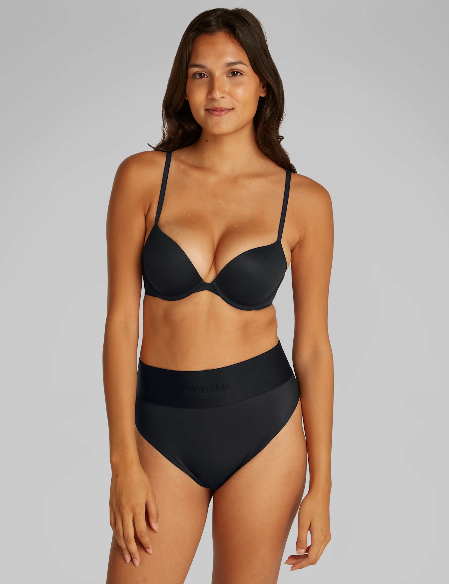 Calvin Klein Perfectly Fit Wired Plunge Push-Up Bra (B-DD) Black