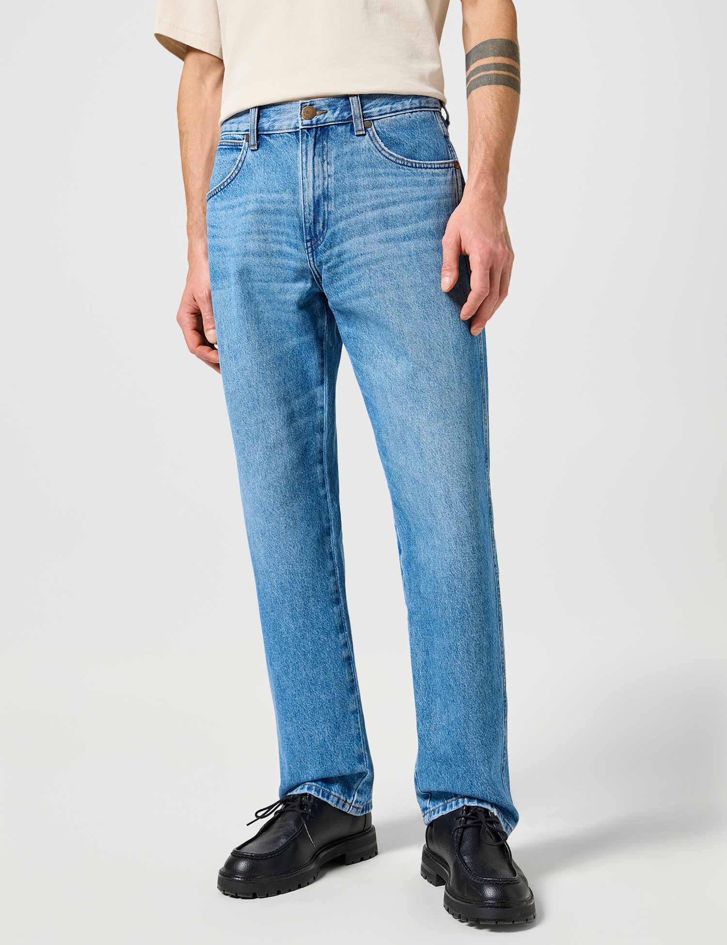 Wrangler Relaxed Fit Frontier Jeans Blue