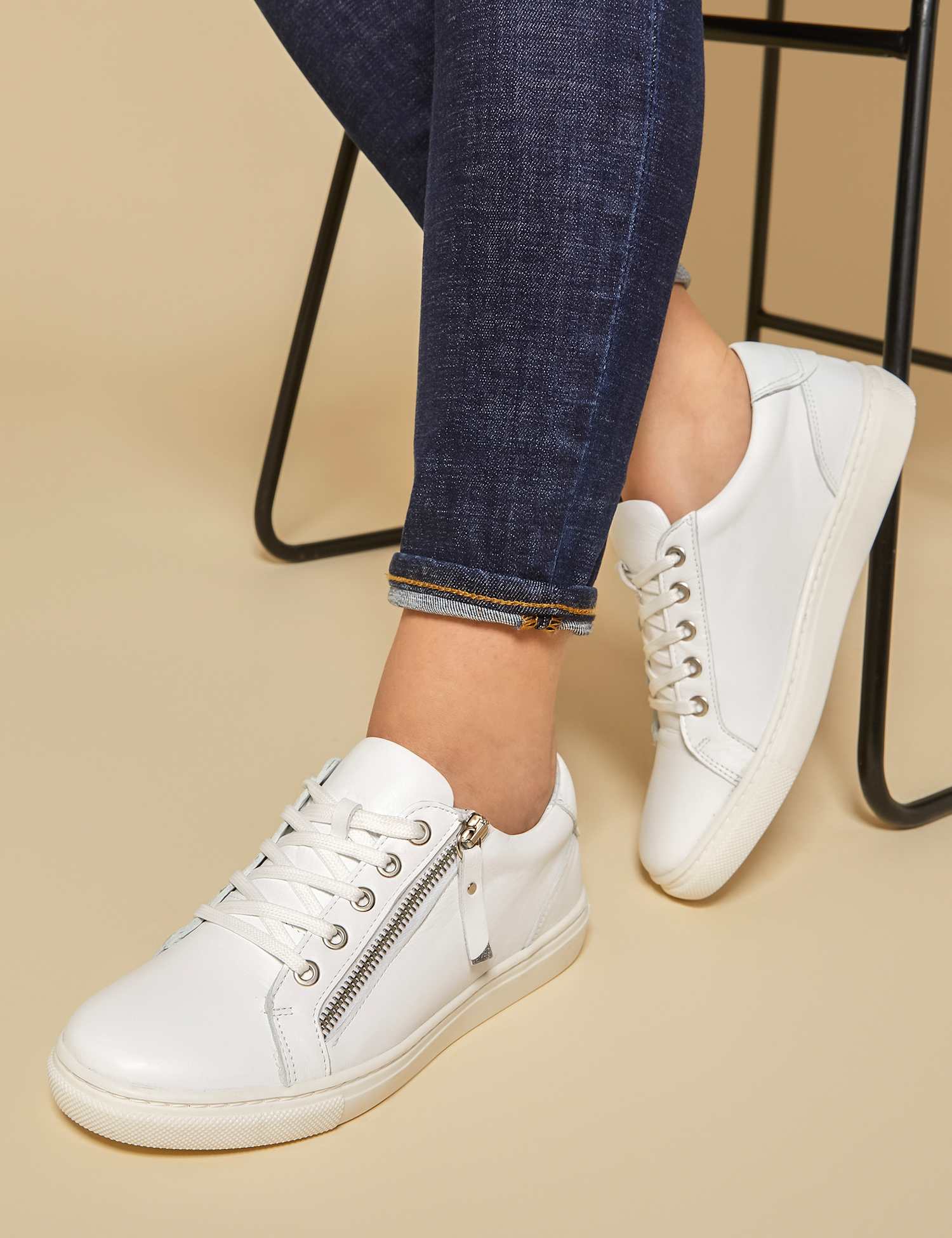 Jones Bootmaker Leather Zip Up Trainers White