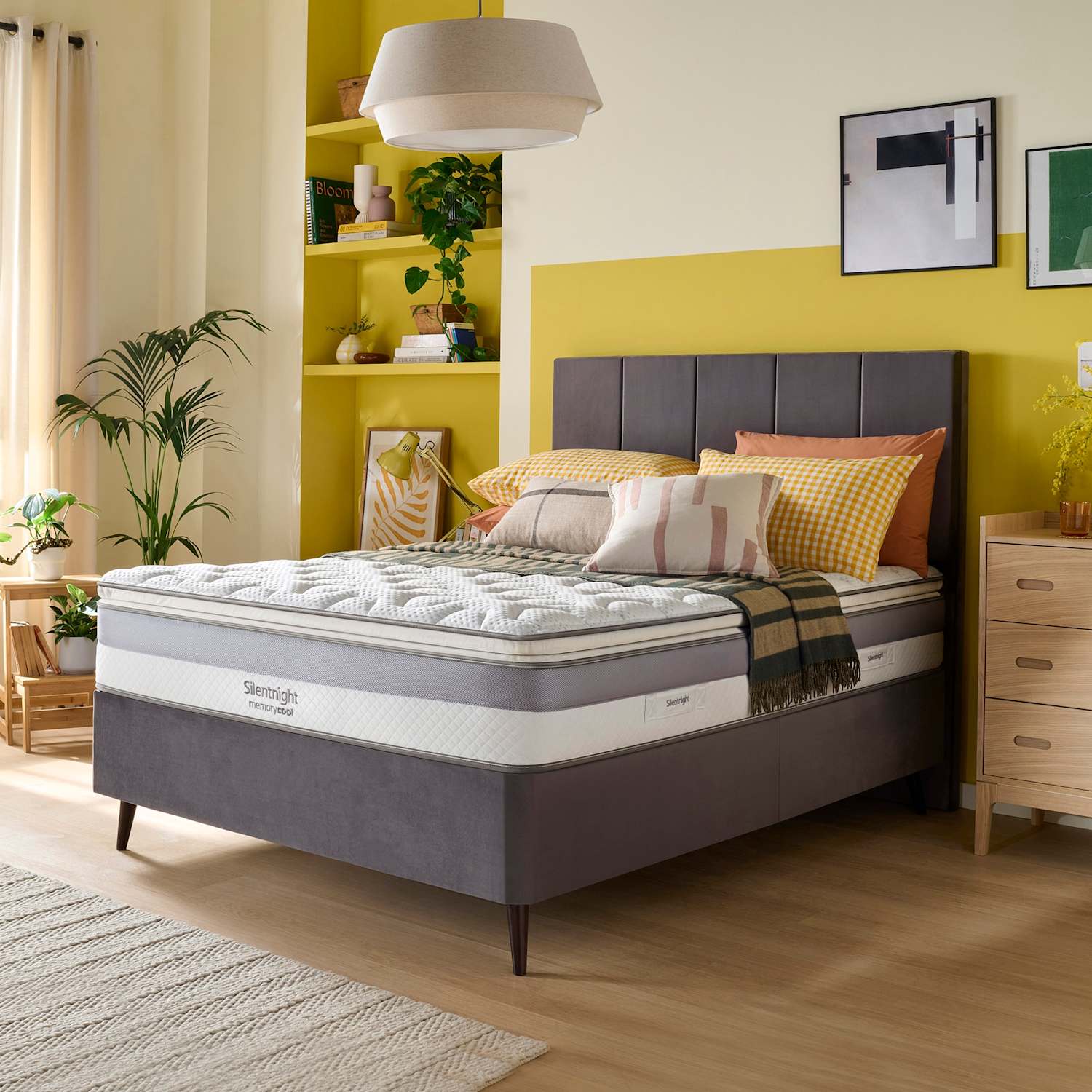 Silentnight Memory Cool 2000 Pillowtop Mattress - King Size (5 ft) - White - Available at M&S