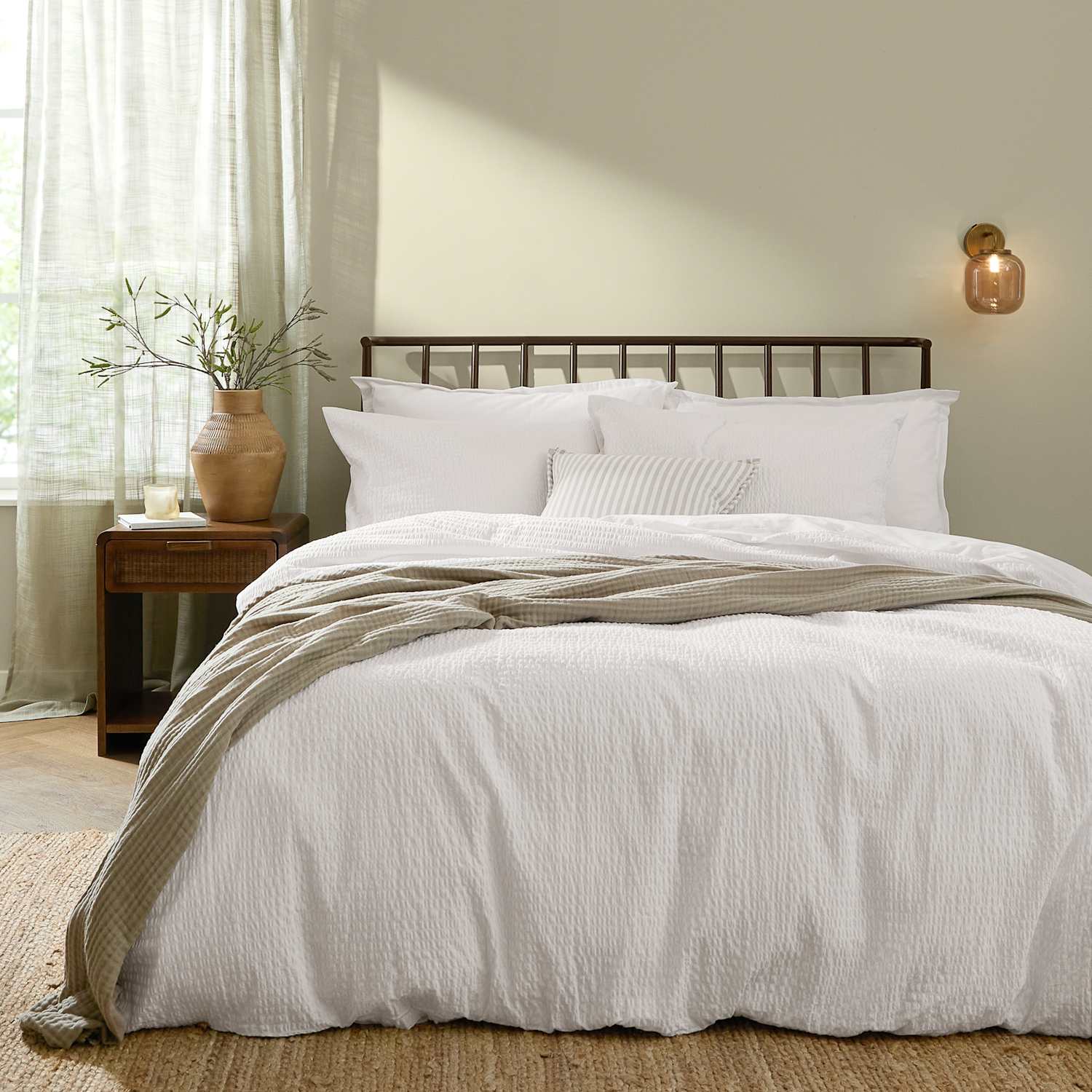 Yard Hebden Pure Cotton Seersucker Bedding Set - Super King Size (6 ft) - White - Available at M&S