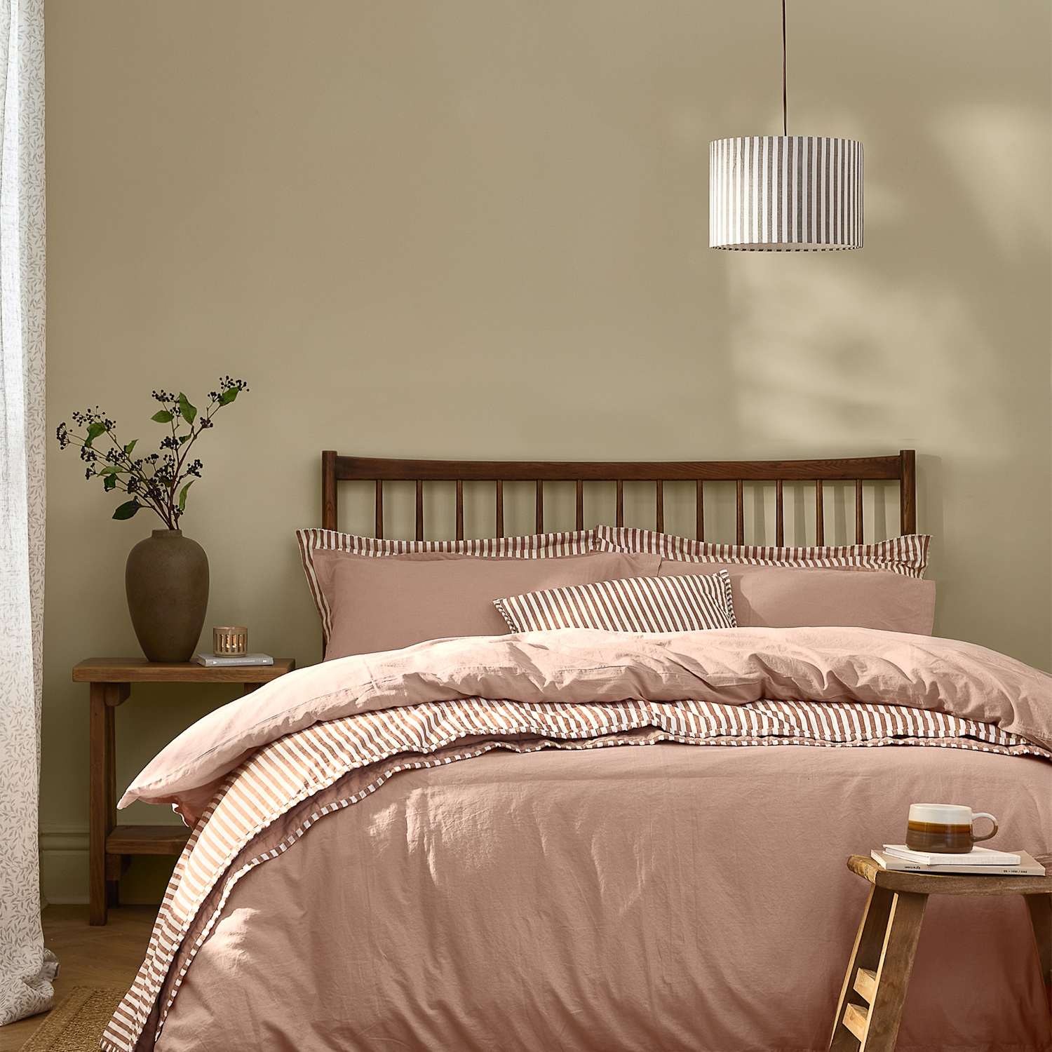 Yard Pure Cotton Percale Hebden Bedding Set - King Size (5 ft) - Pink - Available at M&S