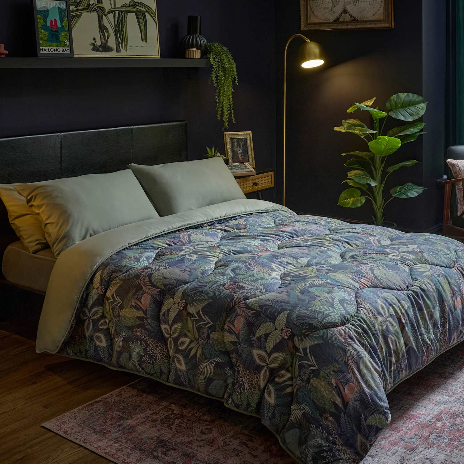 Nightlark Safari 10.5 Tog Coverless Duvet and Pillowcase - King Size (5 ft) - Dark Navy - Available at M&S