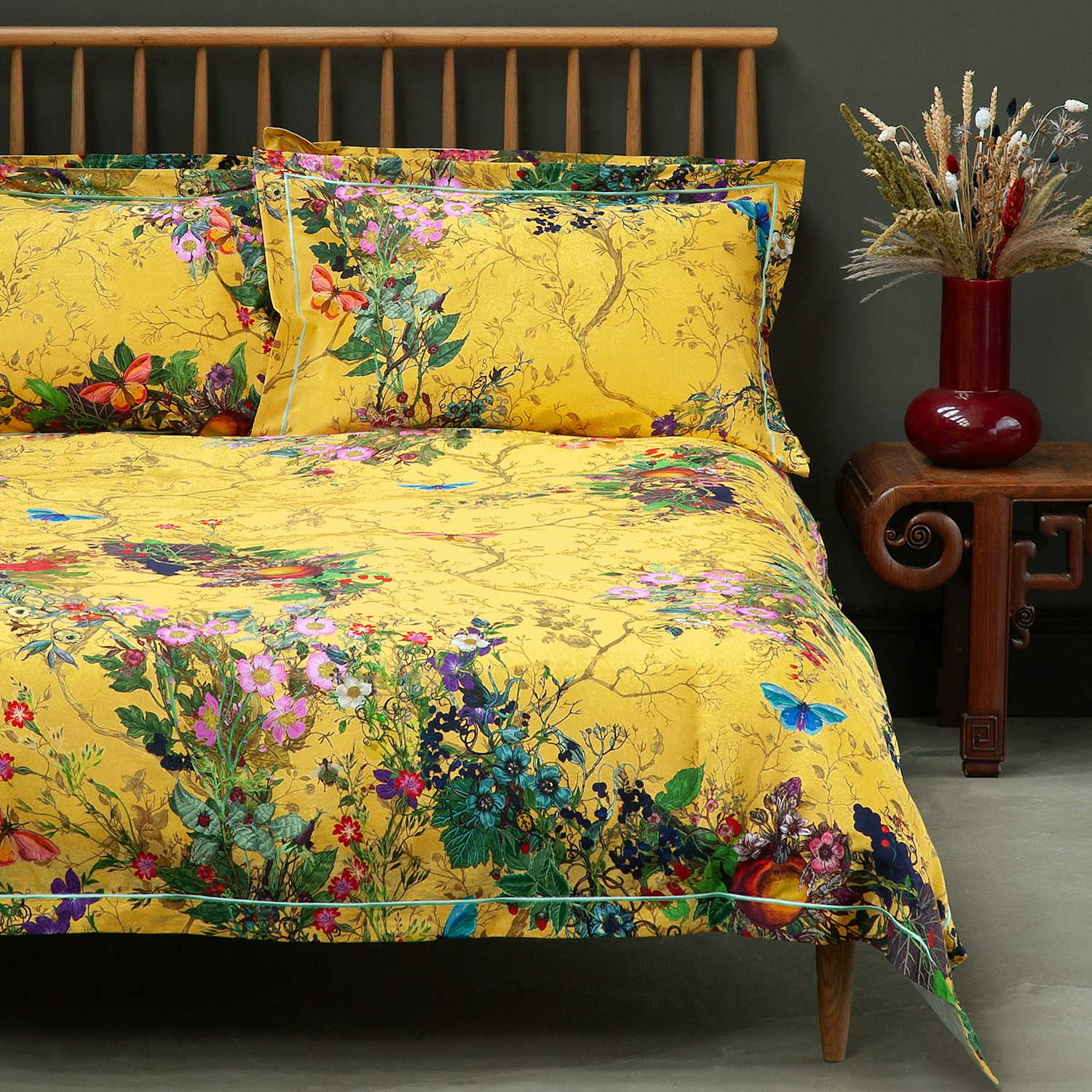 Timorous Beasties Pure Cotton Bloomsbury Garden Bedding Set - Single (3 ft) - Yellow Mix - Available at M&S