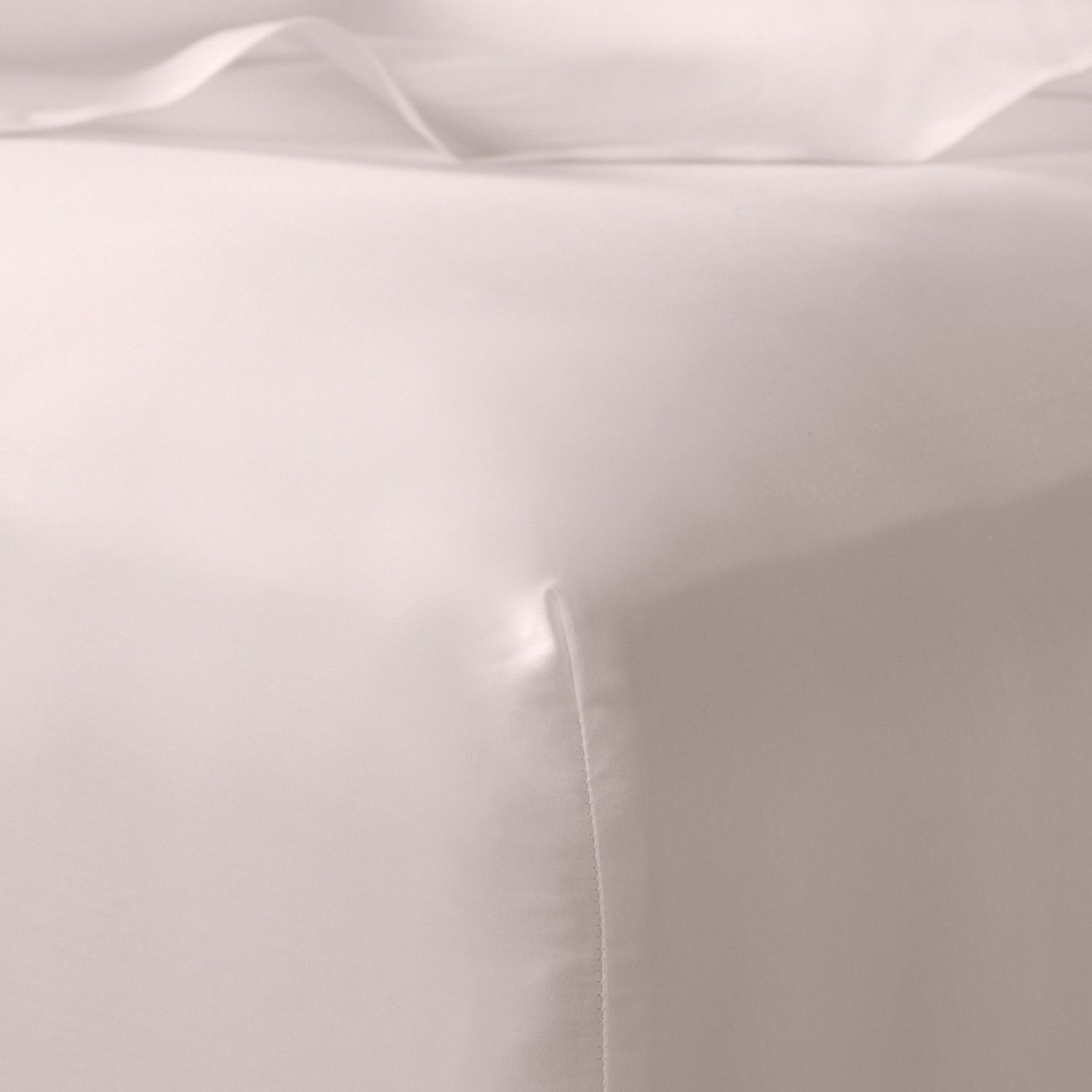 Bedfolk Pure Cotton Sateen Luxe Deep Fitted Sheet - Super King Size (6 ft) - Soft Pink - Available at M&S