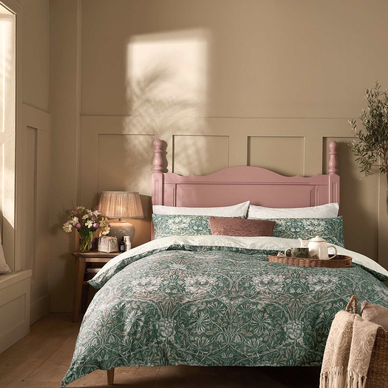 William Morris At Home Pure Cotton Sateen Honeysuckle and Tulip Bedding Set - Single (3 ft) - Green Mix - Available at M&S
