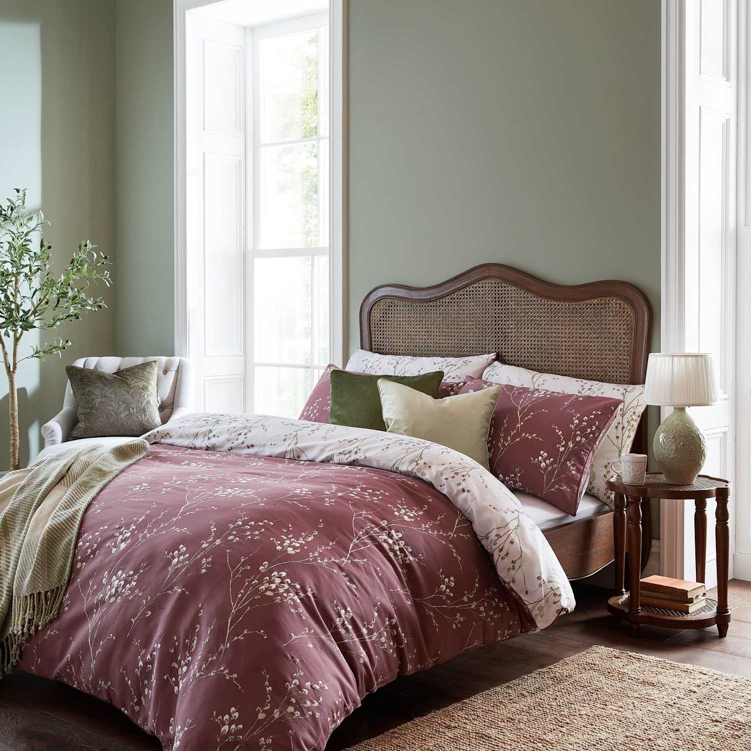 Laura Ashley Pure Cotton Sateen Pussy Willow Bedding Set - Single (3 ft) - Purple Mix - Available at M&S