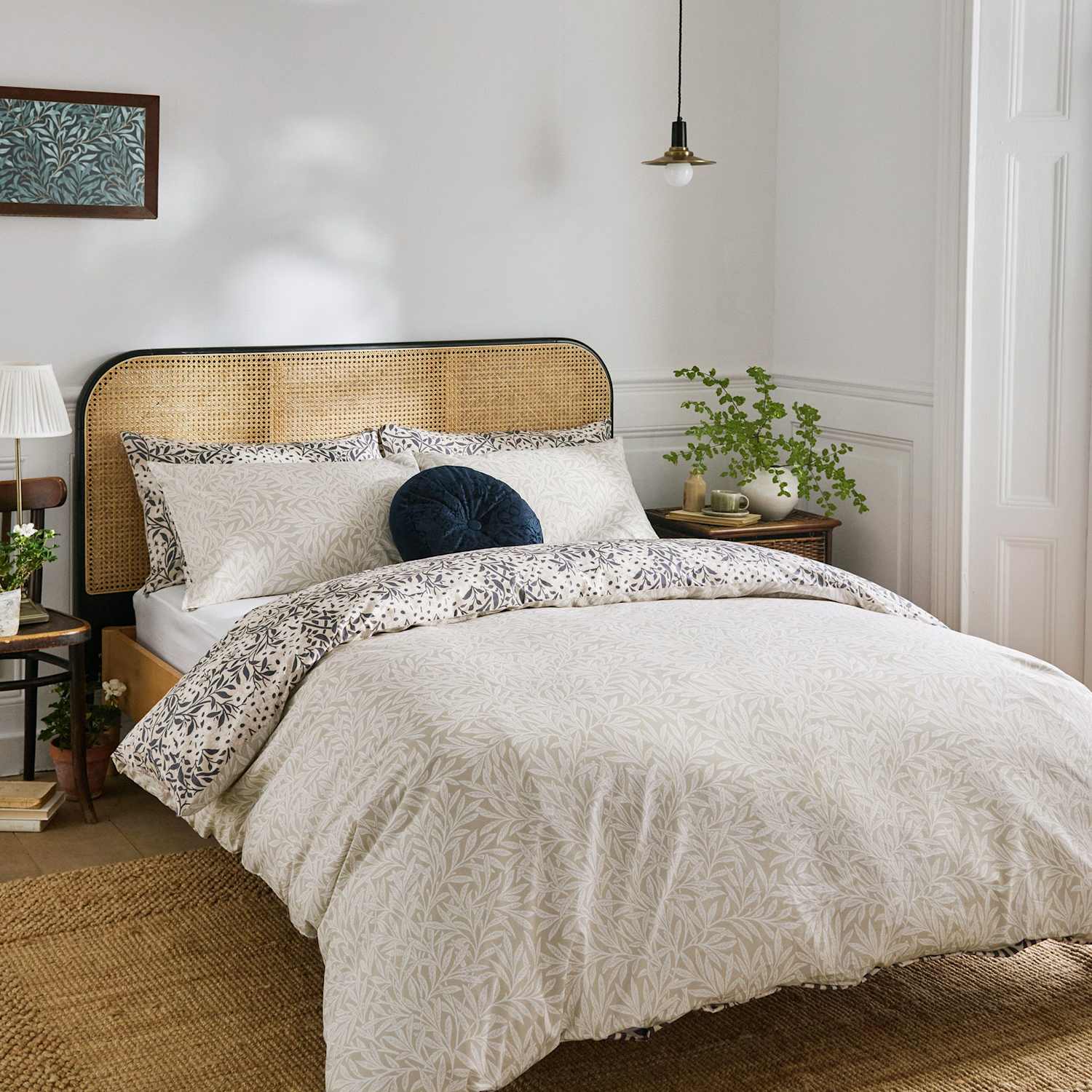 William Morris At Home Set of 2 Pure Cotton Michaelmas Daisy Pillowcases - Cream Mix - Available at M&S