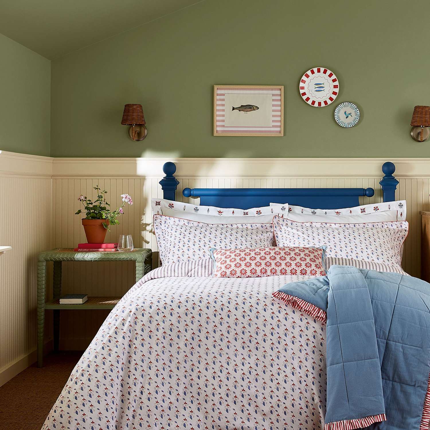 Joules Pure Cotton Vanessa Bedding Set - Single (3 ft) - White Mix - Available at M&S
