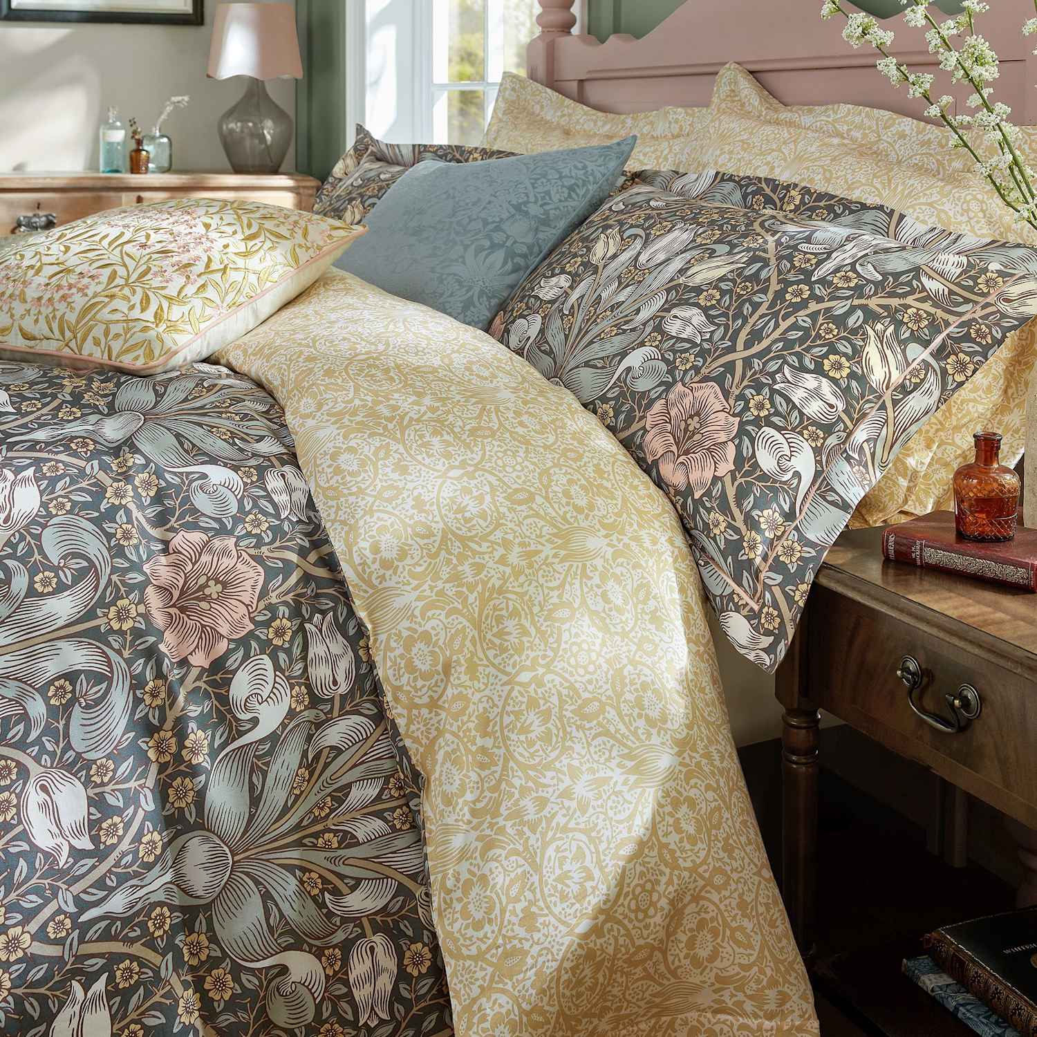 William Morris At Home 2 Pack Pure Cotton Sateen Oxford Pillowcases - Multi - Available at M&S