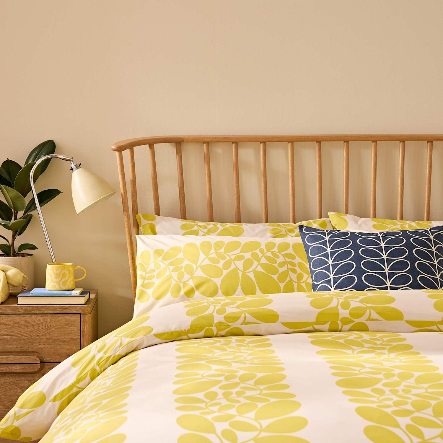 Orla Kiely Pure Cotton Striped Bedding Set - Single (3 ft) - Yellow Mix - Available at M&S