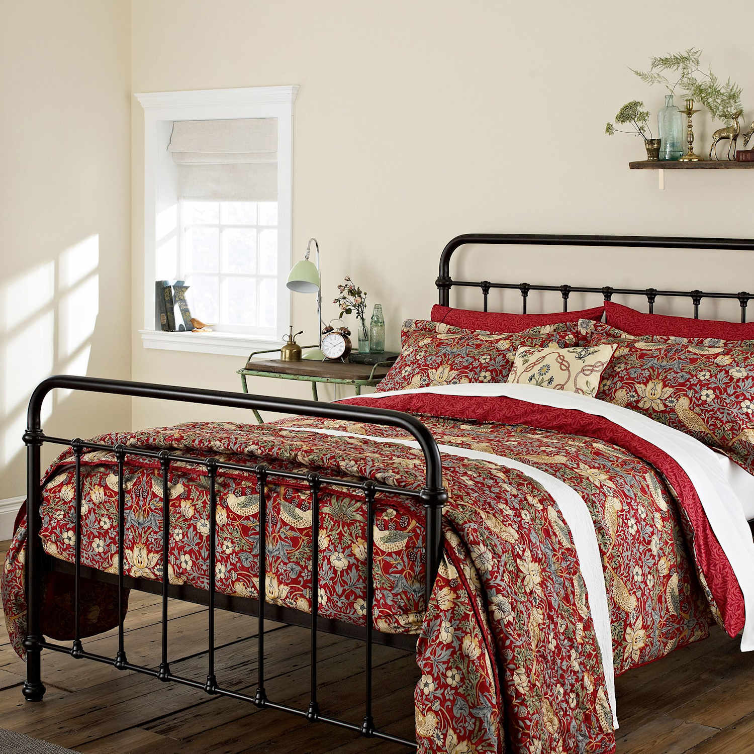 Morris & Co Pure Cotton Strawberry Thief Bedding Set - Double (4 ft 6) - Red Mix - Available at M&S