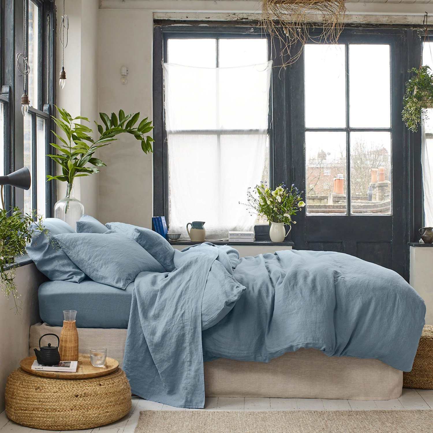 Piglet In Bed Pure Linen Duvet Cover - King Size (5 ft) - Blue - Available at M&S