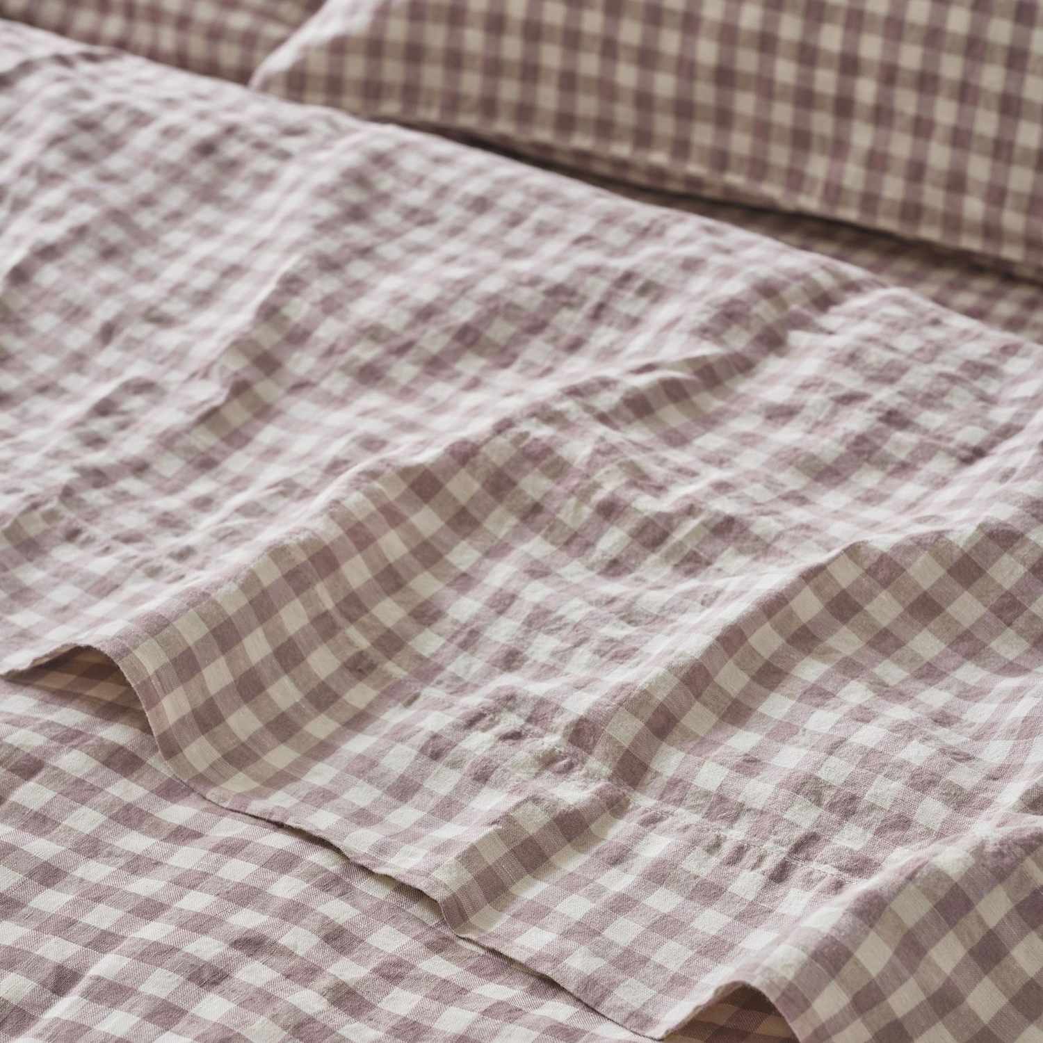 Piglet In Bed Linen Rich Gingham Flat Sheet - Single (3 ft) - Pink Mix - Available at M&S