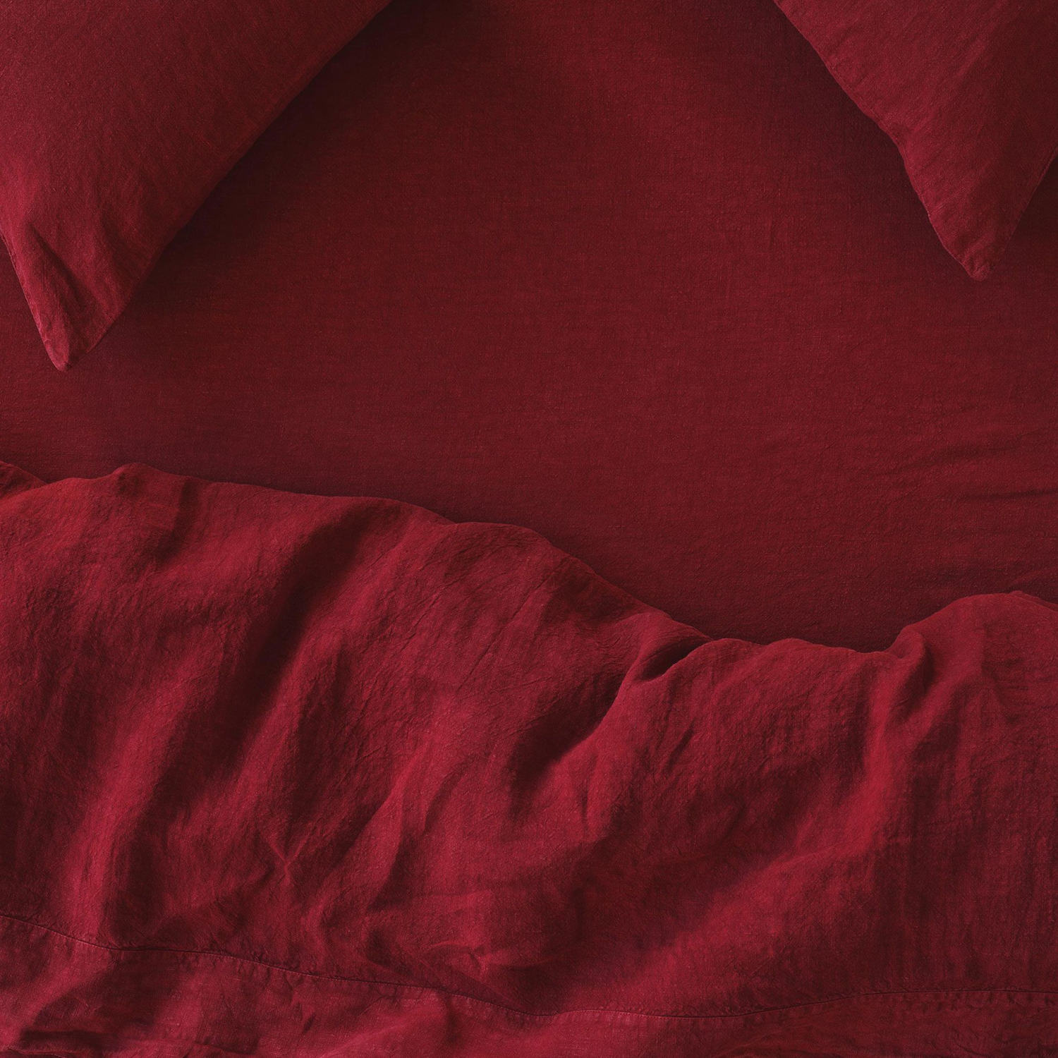 Piglet In Bed Pure Linen Fitted Sheet - Single (3 ft) - Red - Available at M&S