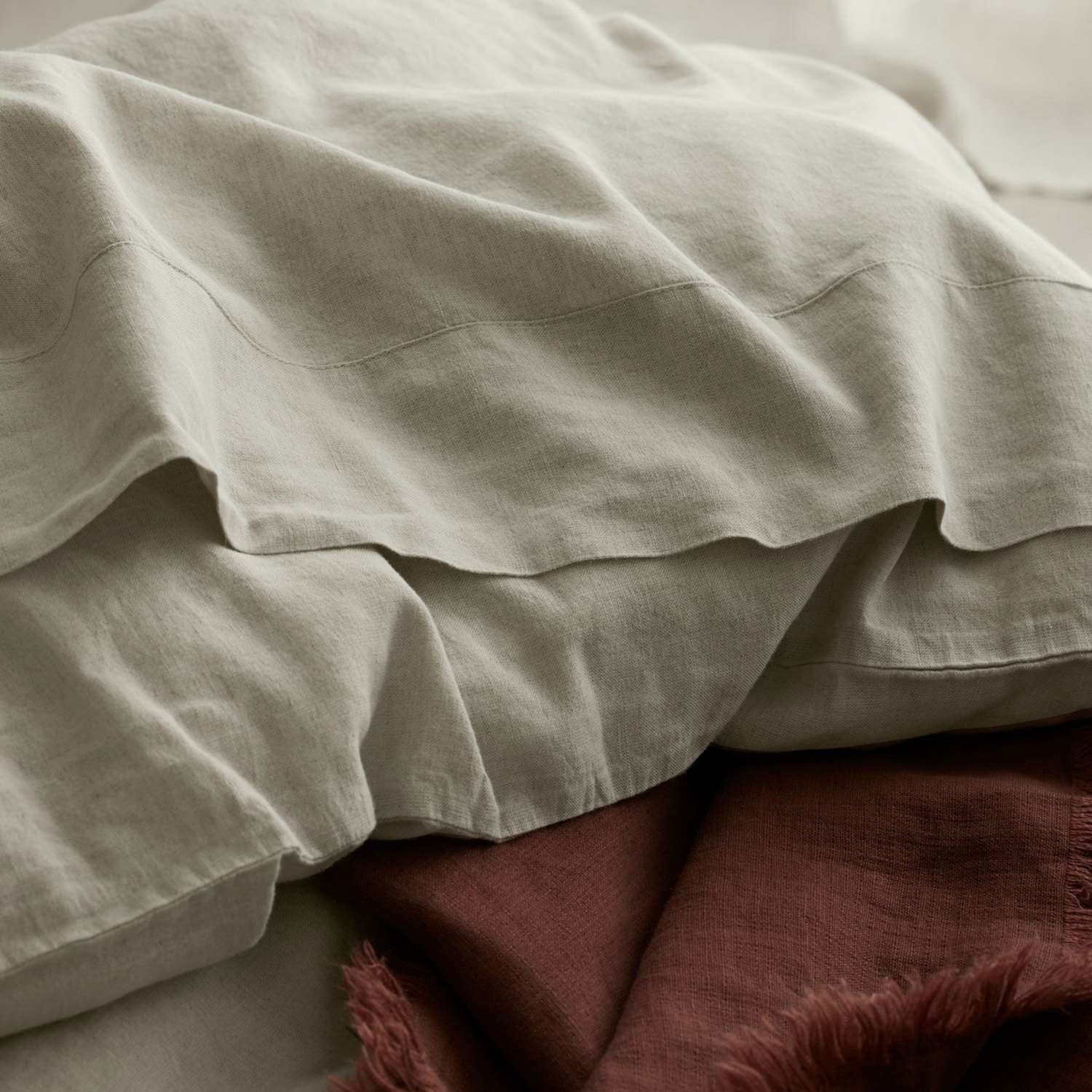 Piglet In Bed Linen Rich Flat Sheet - Single (3 ft) - Ivory - Available at M&S