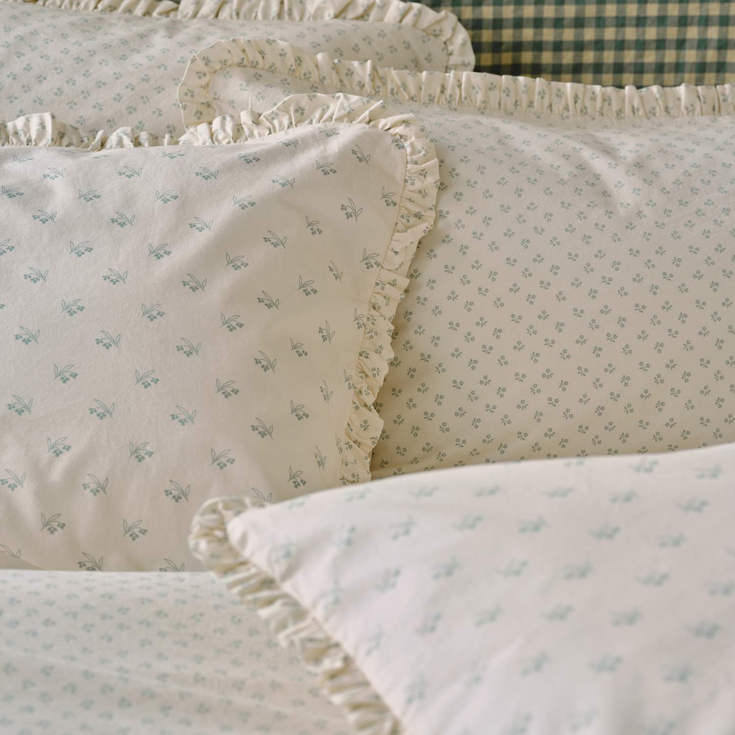 Piglet In Bed 2 Pack Washed Cotton Martha Pillowcases - Green Mix - Available at M&S