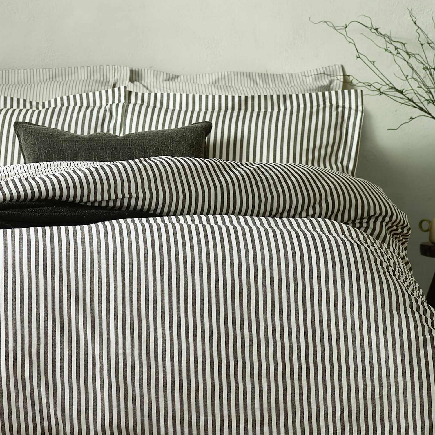 Yard Hebden Striped Cotton Reversible Bedding Set - Super King Size (6 ft) - Black Mix - Available at M&S