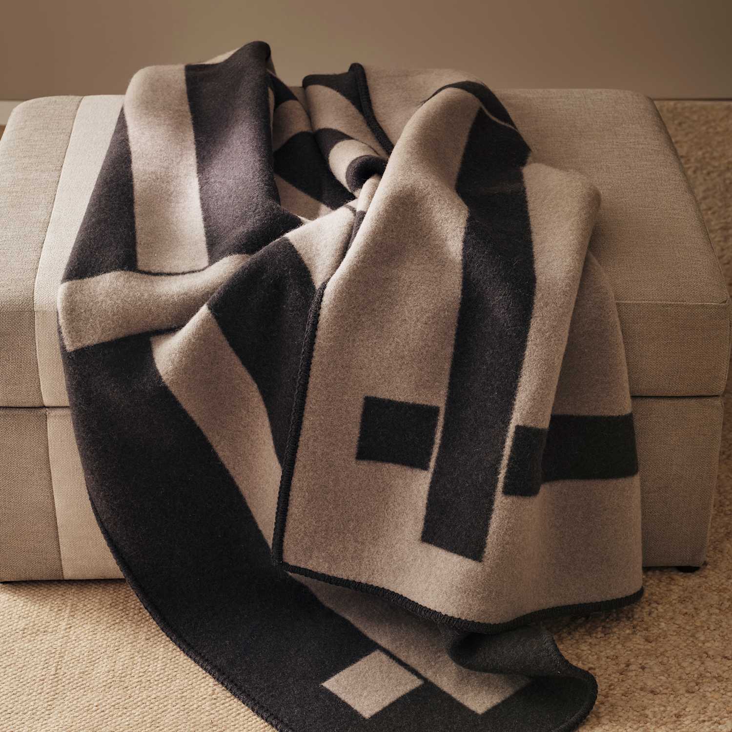 M&S X Kelly Hoppen Kelly Hoppen Design Geometric Throw - Grey