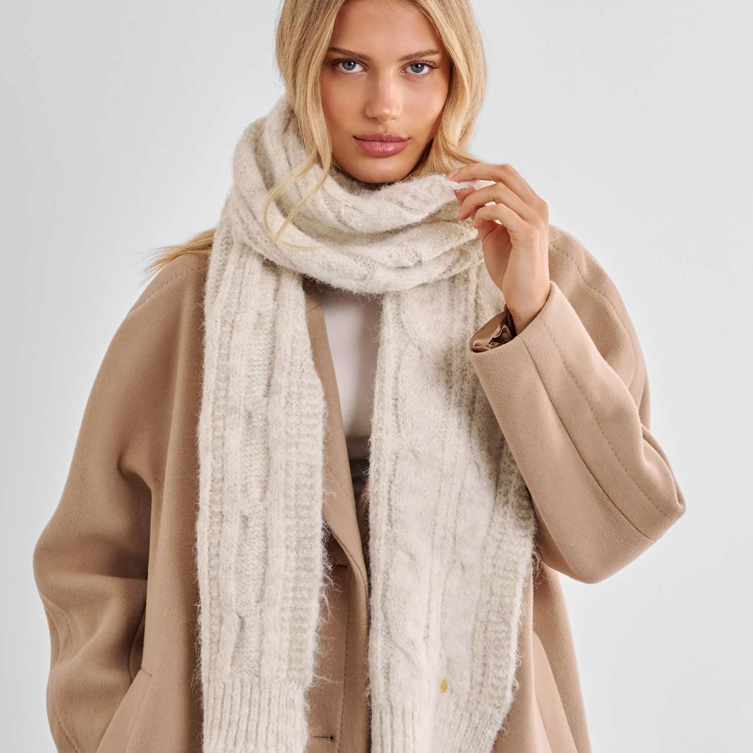 Katie Loxton Women's Cable Knit Scarf with Wool - Cream - Available at M&S