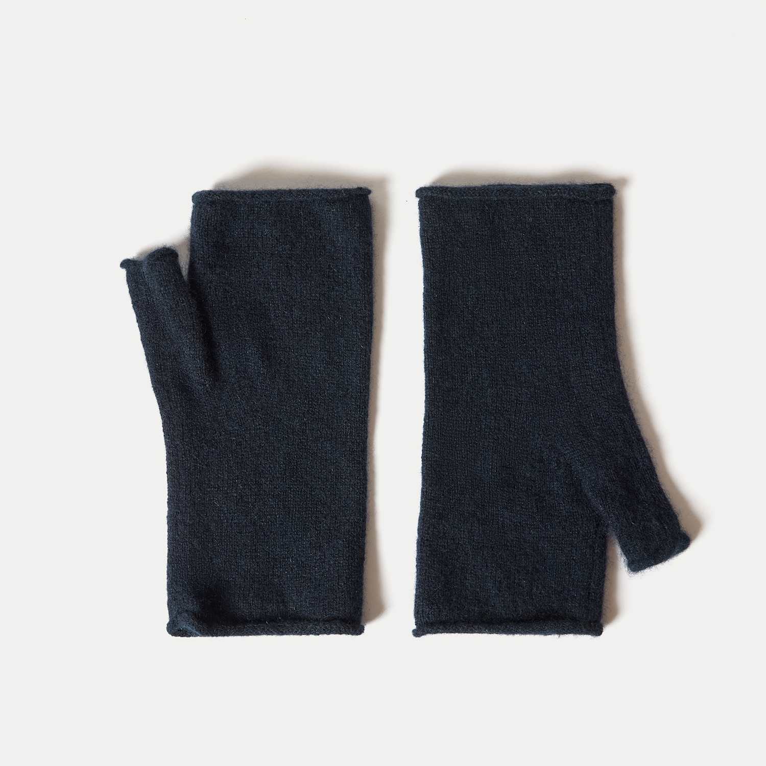 Jigsaw Women's Cashmere Mittens - Navy - Available at M&S