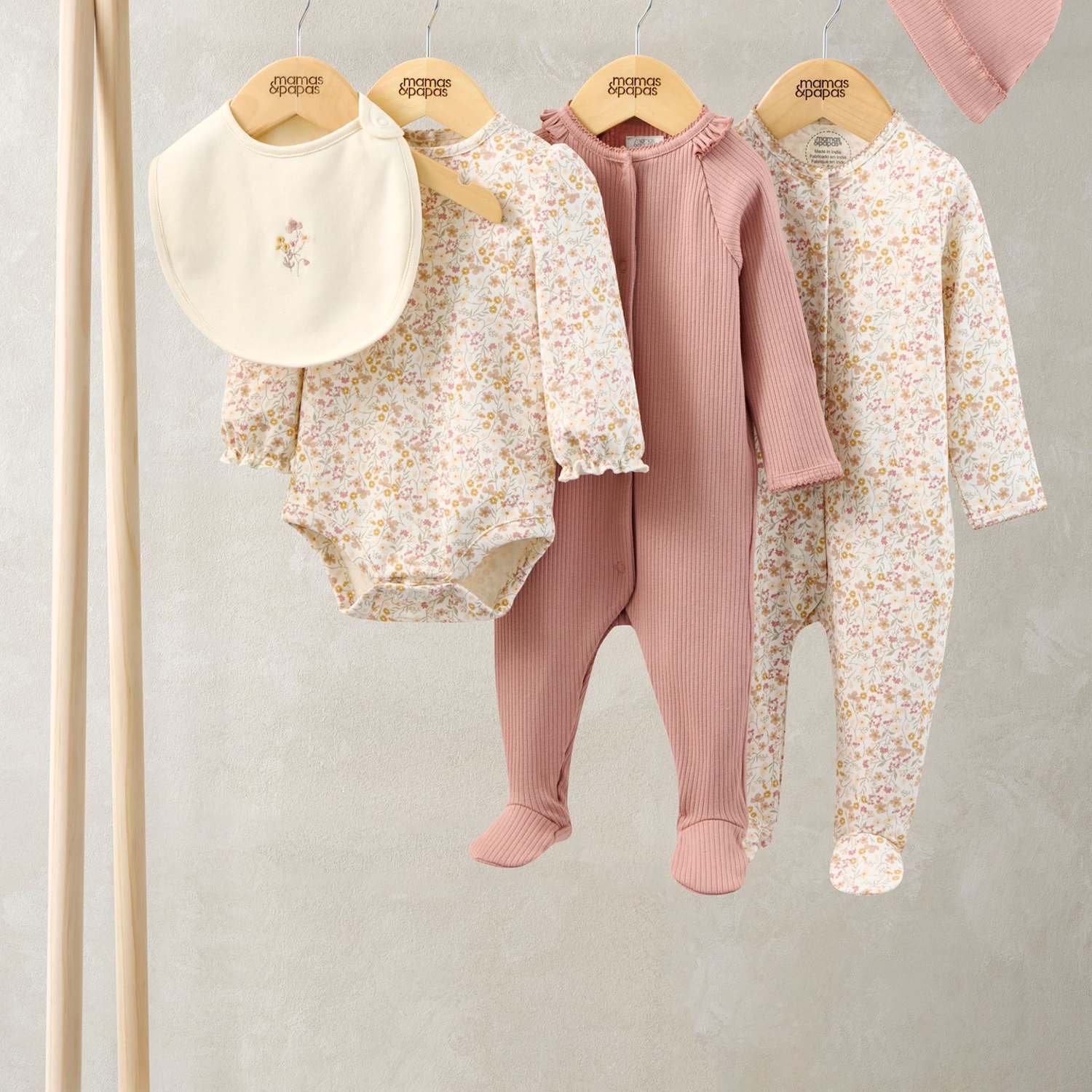 Mamas & Papas Girls 5 Piece Cotton Rich Floral Gift Set (6 ½lbs-9 Mths) - Newborn - Pink - Available at M&S