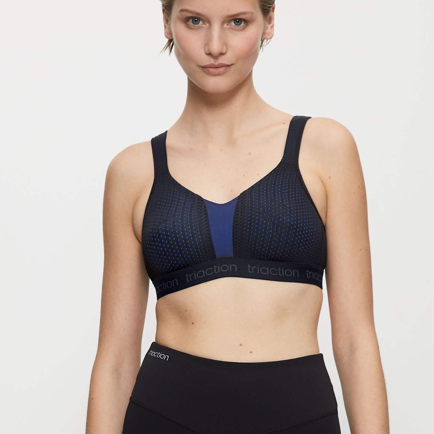 Triumph Women's Triaction Energy Lite Non Wired Non-Padded Breathable Performance Sports Bra - 34D - Black - Available at M&S