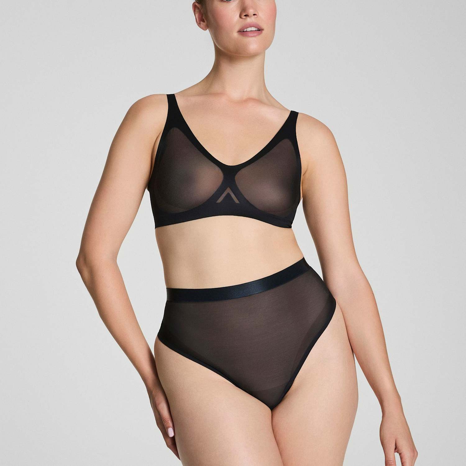 Women's SPANXsupersmooth SheerSense Bralette - Extra Small - Black - Available at M&S
