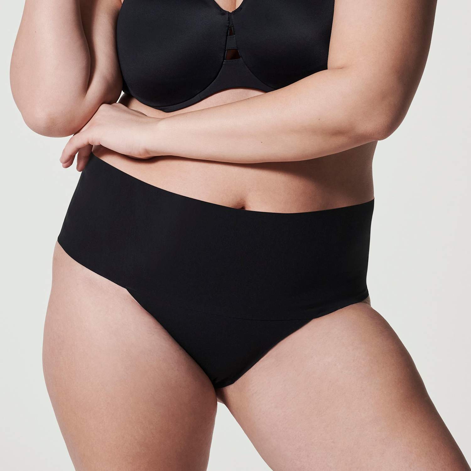 Women's SPANXsupersmooth Undie-tectable Thong - 3XL - Black - Available at M&S
