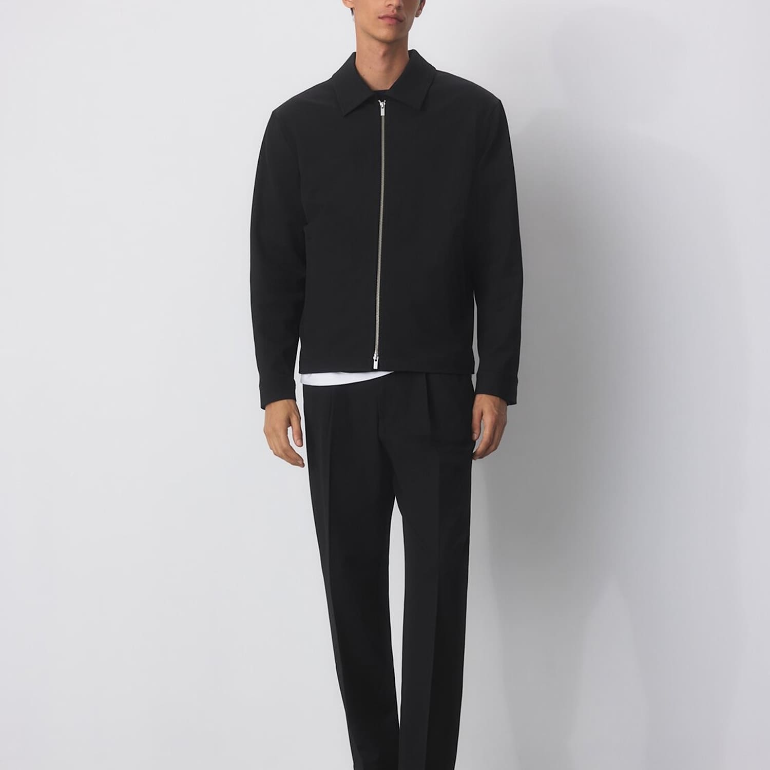 Selected Men's Regular Fit Tapered Pleated Trousers - M - Black - Available at M&S