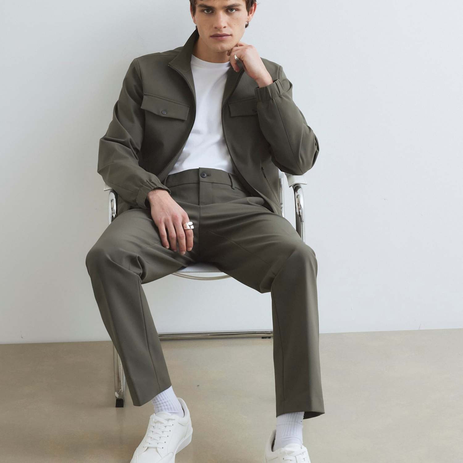 River Island Men's Skinny Fit Flat Front Comfort Waist Trousers - 32 - Khaki - Available at M&S