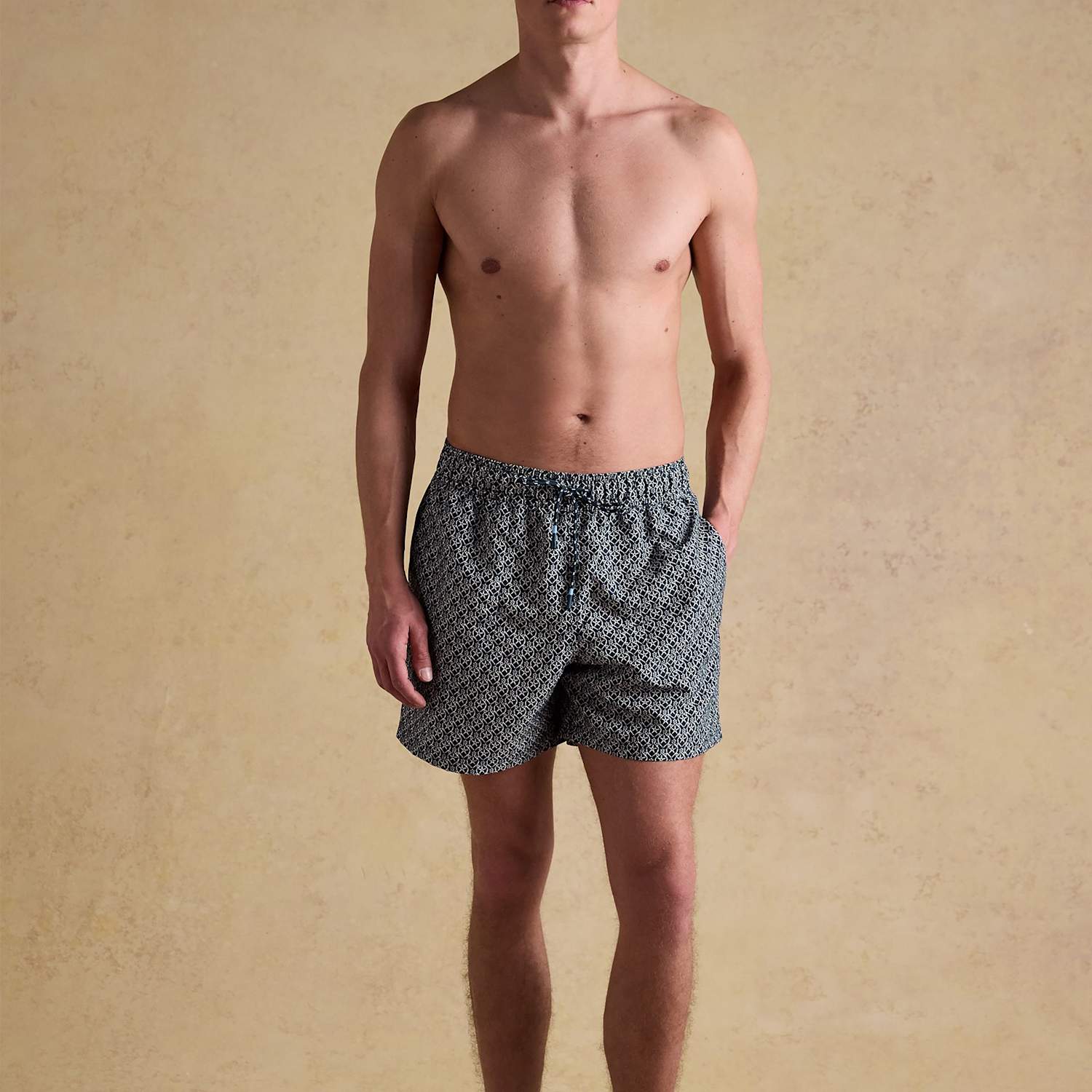 Joules Men's Pocketed Starfish Print Swim Shorts - L - Navy Mix - Available at M&S