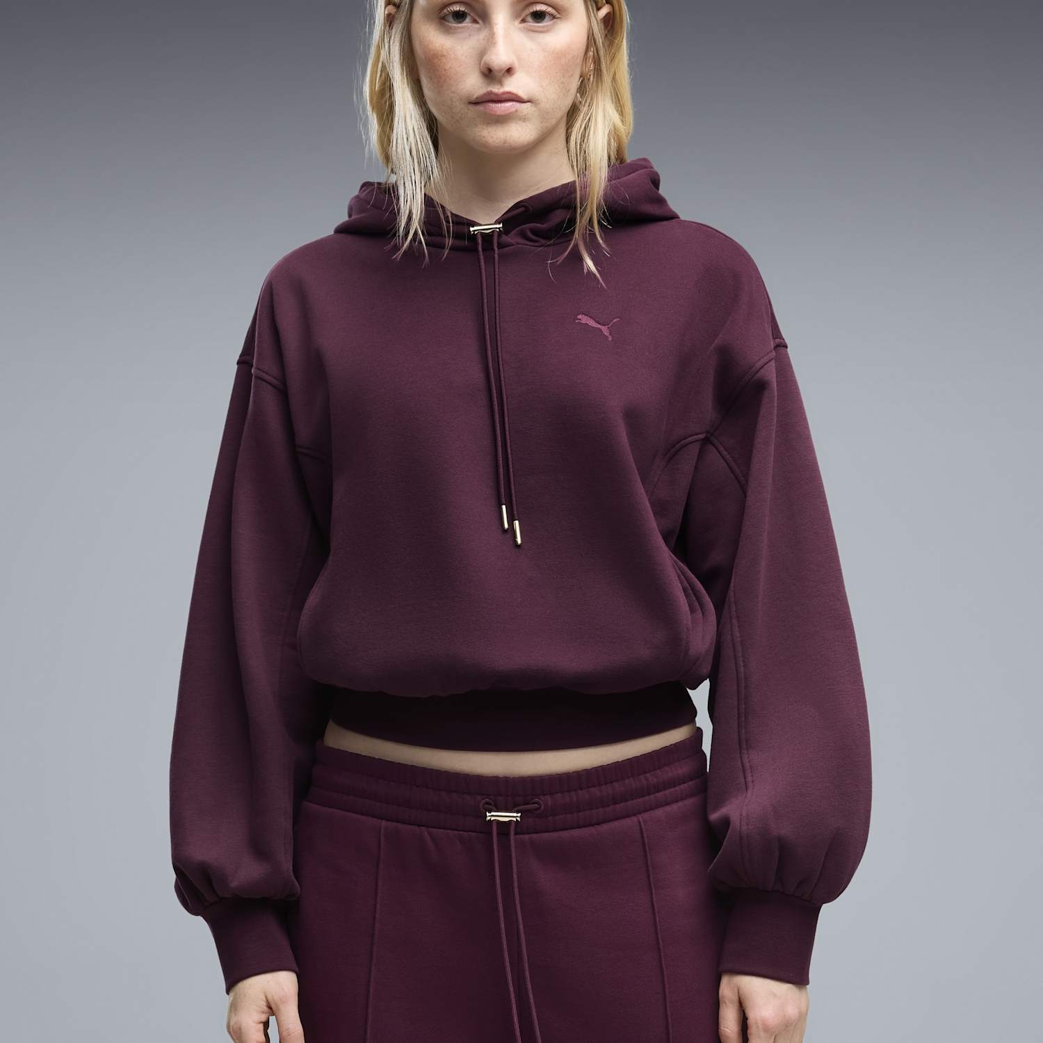 Puma Women's Relaxed Fit Drawstring Hood Hoodie - Small - Burgundy