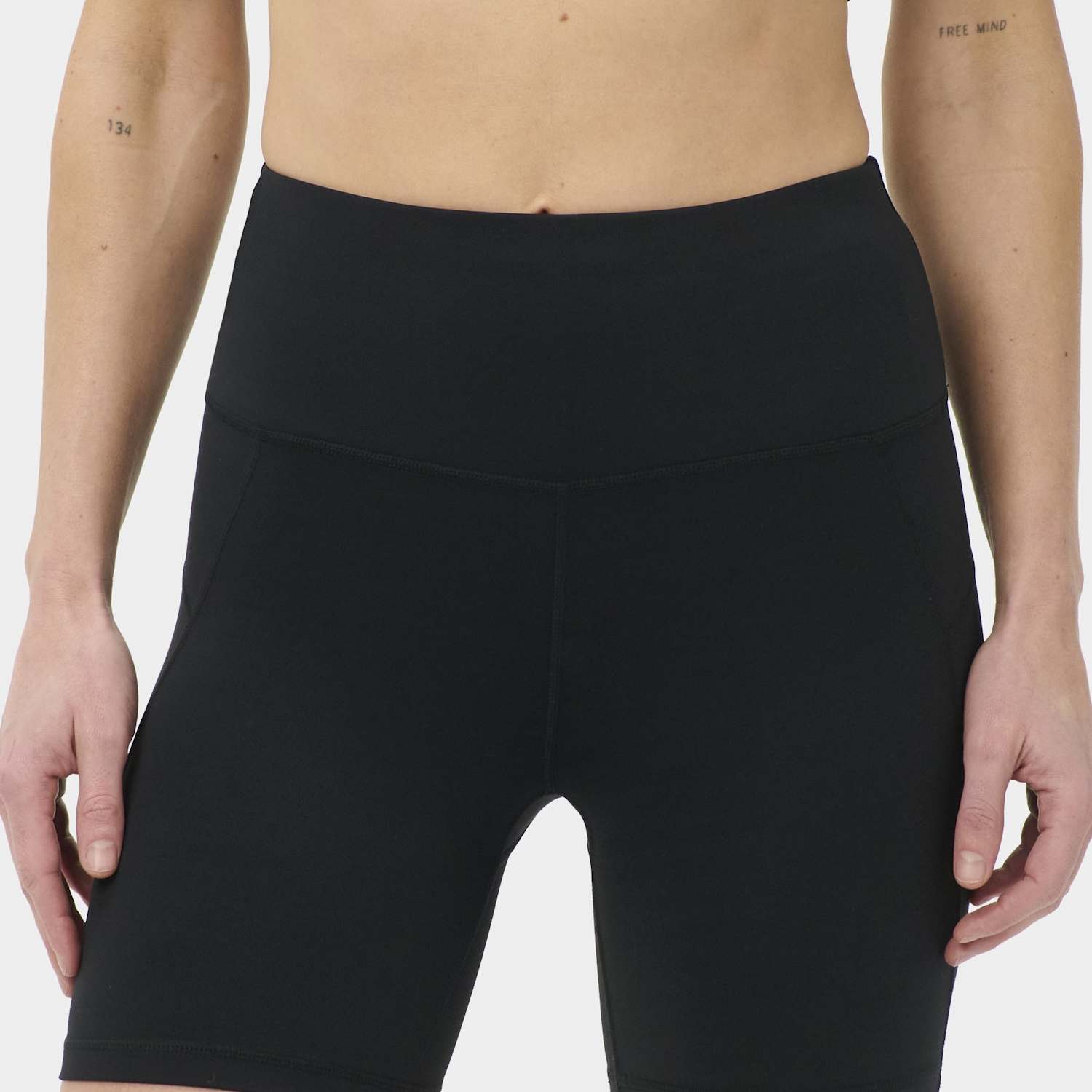 Sweaty Betty Women's All Day High Waisted Shorts - Small - Black