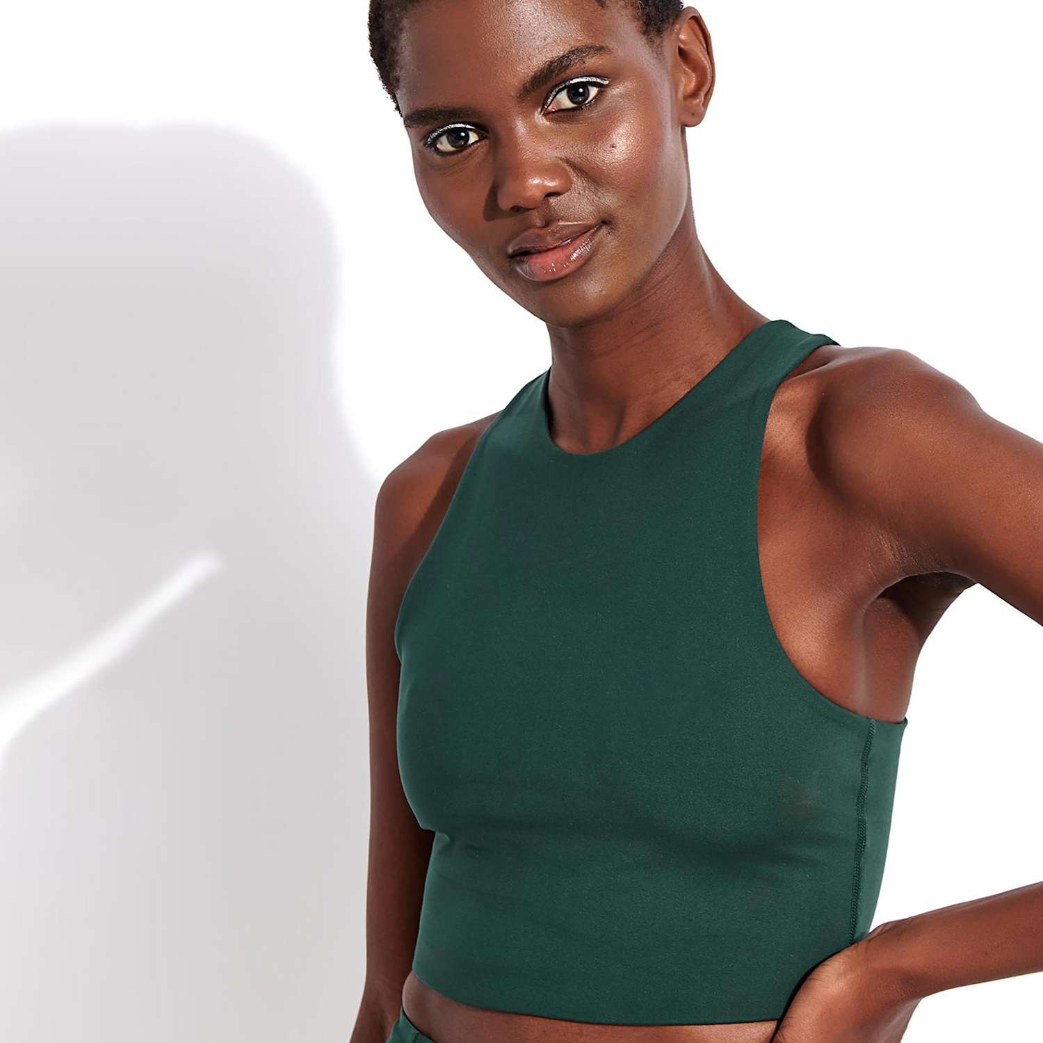 Girlfriend Collective Women's Dylan Cropped Sports Bra - Large - Dark Green
