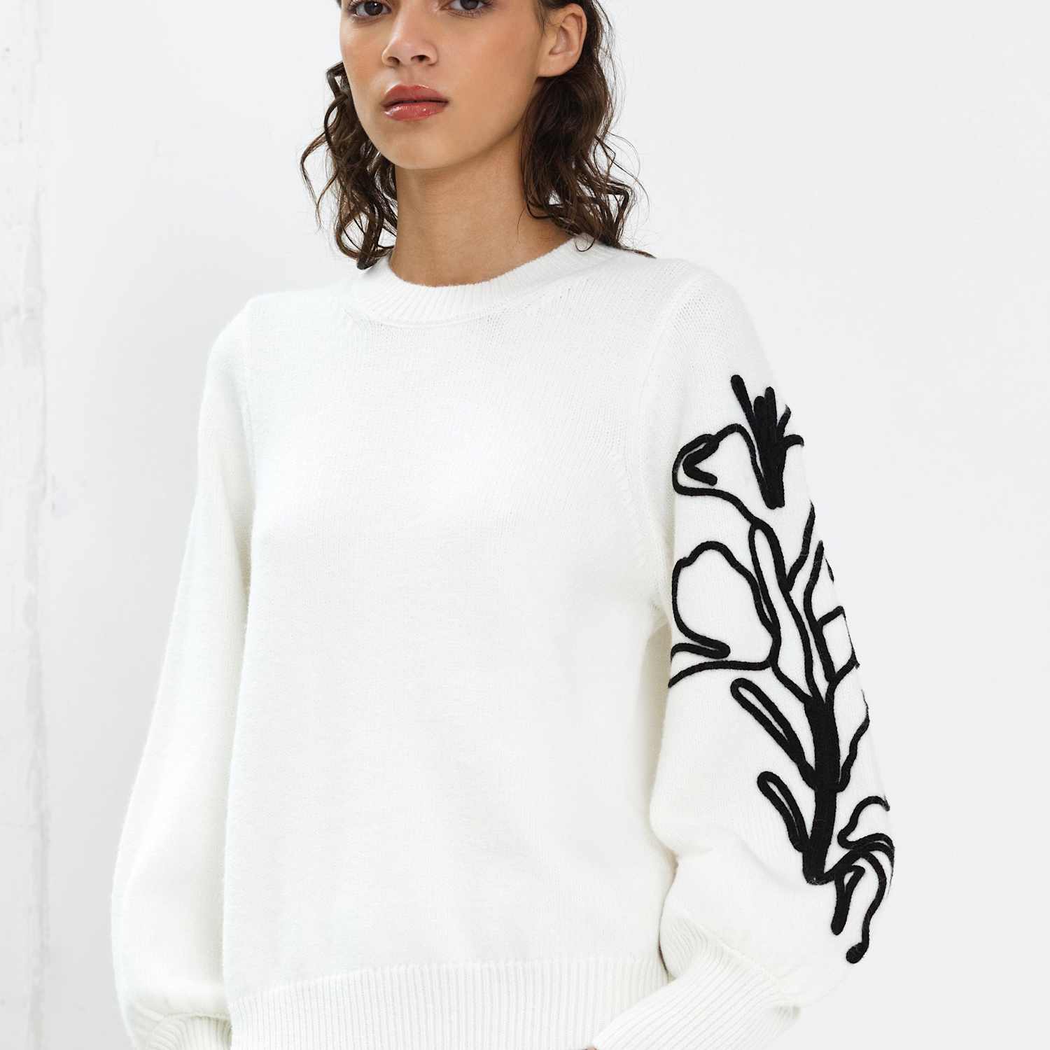French Connection Women's Embroidered Crew Neck Jumper - Small - White Mix - Available at M&S