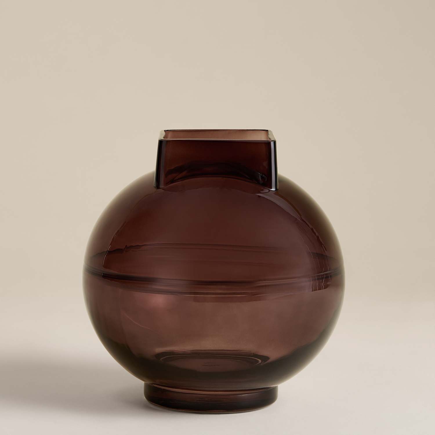 M&S Square Globe Band Vase - Purple